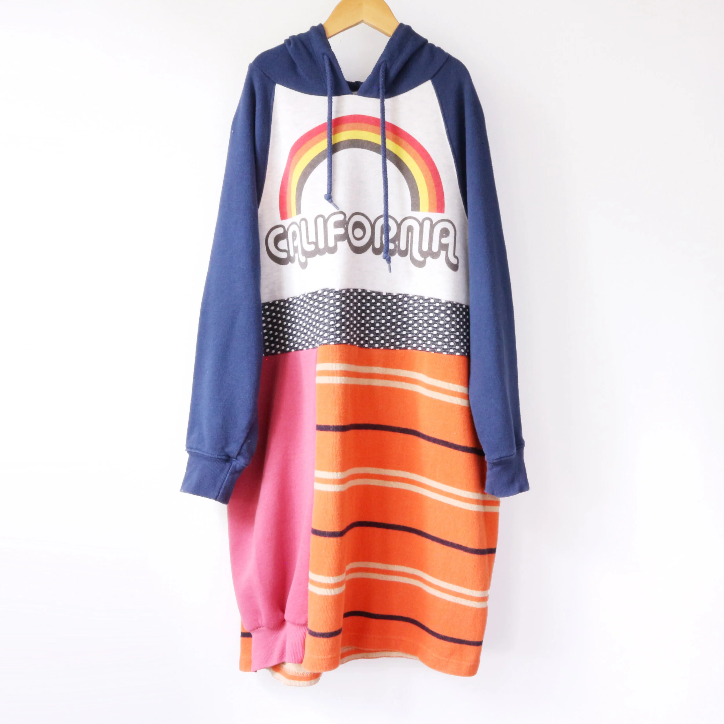 adult womens m medium soft cali hoodie .jpg