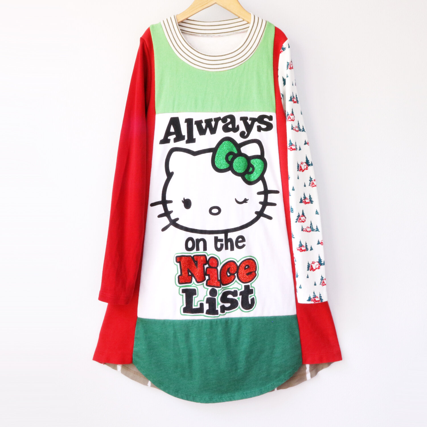 8:10 nice:ls:hello:kitty:tunic.jpg
