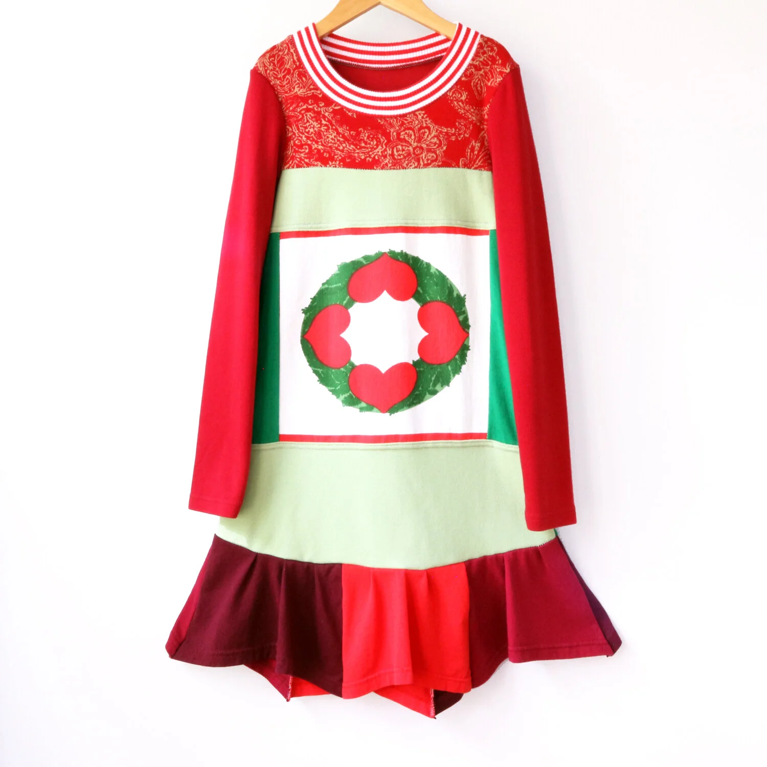 ⅞ lotus:ls:mcm:wreath.jpg