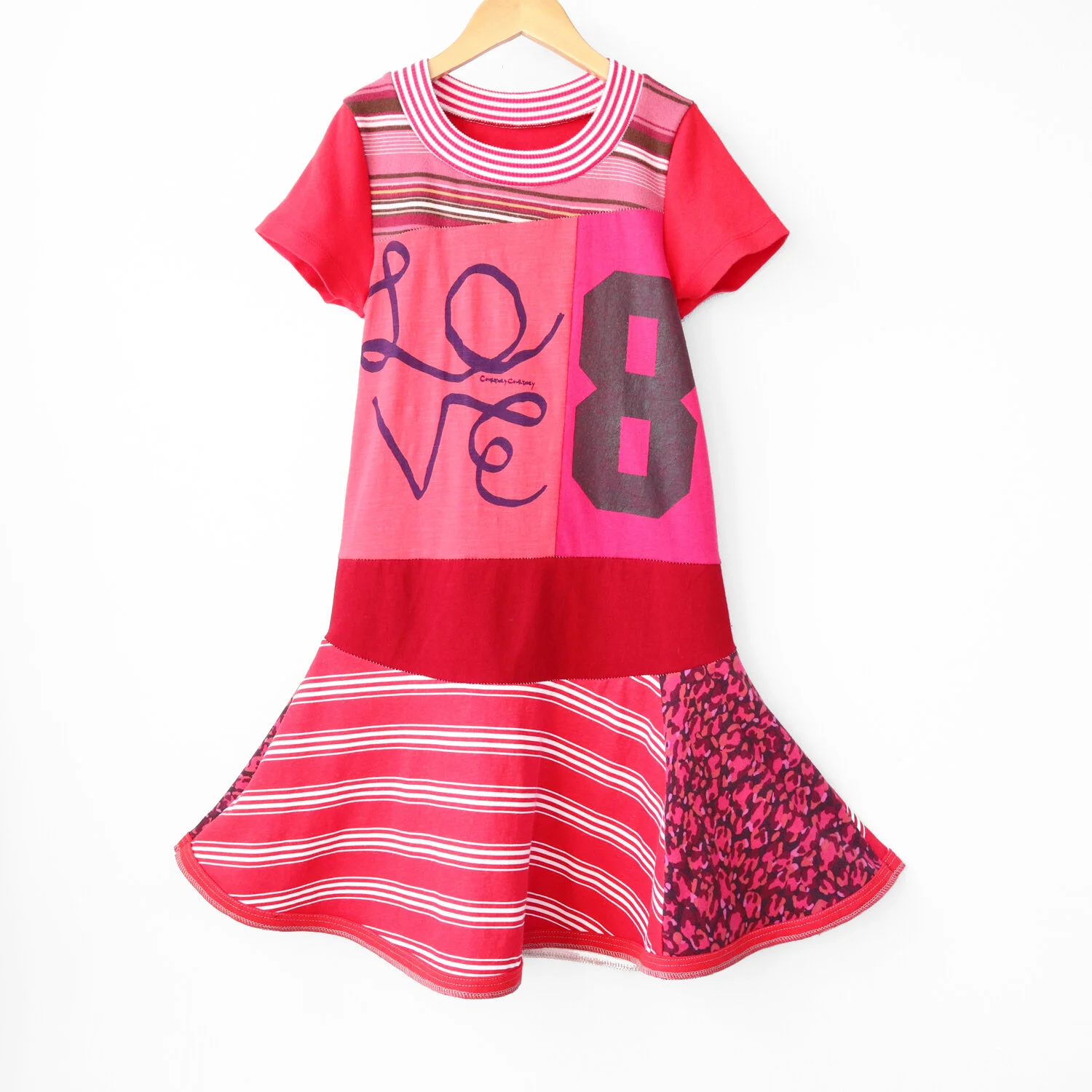 8:10 love:ribbon:8:ss:twirl.jpg