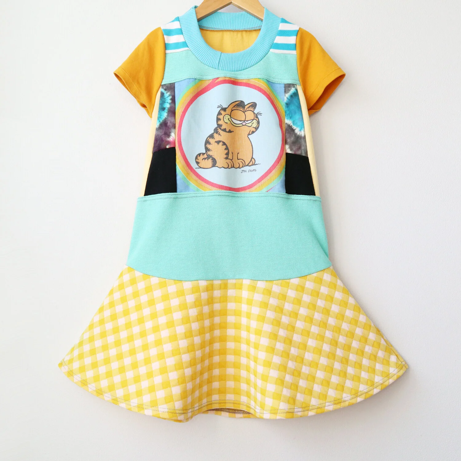 ⅚ gold:garfield:ss:vtg:dress.jpg