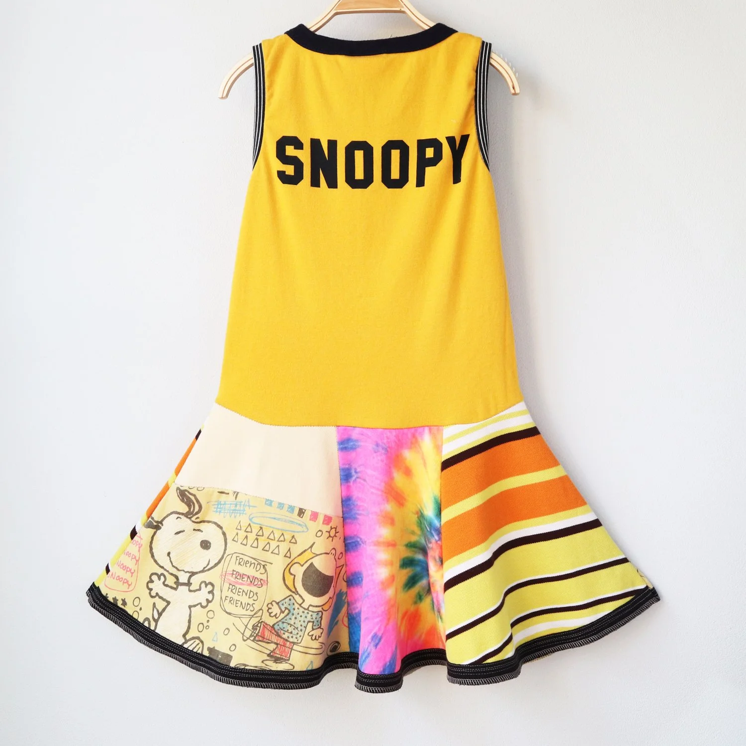 back 6:7 gold:snoopy:tiedye:twirl:tank.jpg