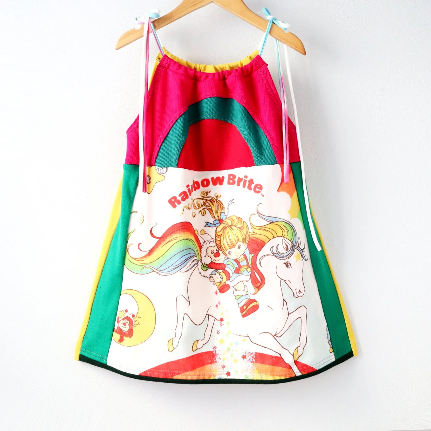 8:10 rainbow:brite:tie:top.jpg