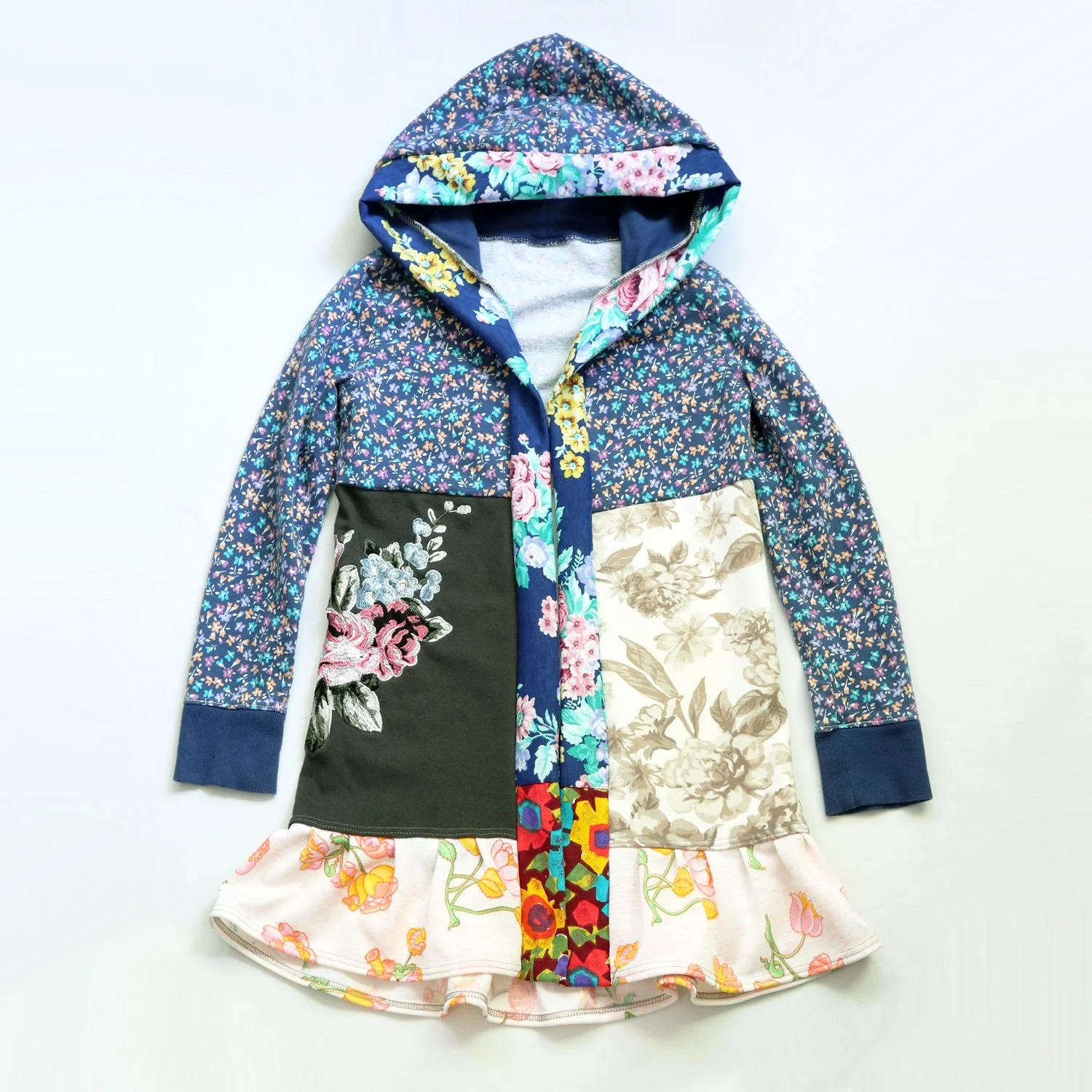⅞ superfloral:embroidery:hooded:robe:cardigan.jpg
