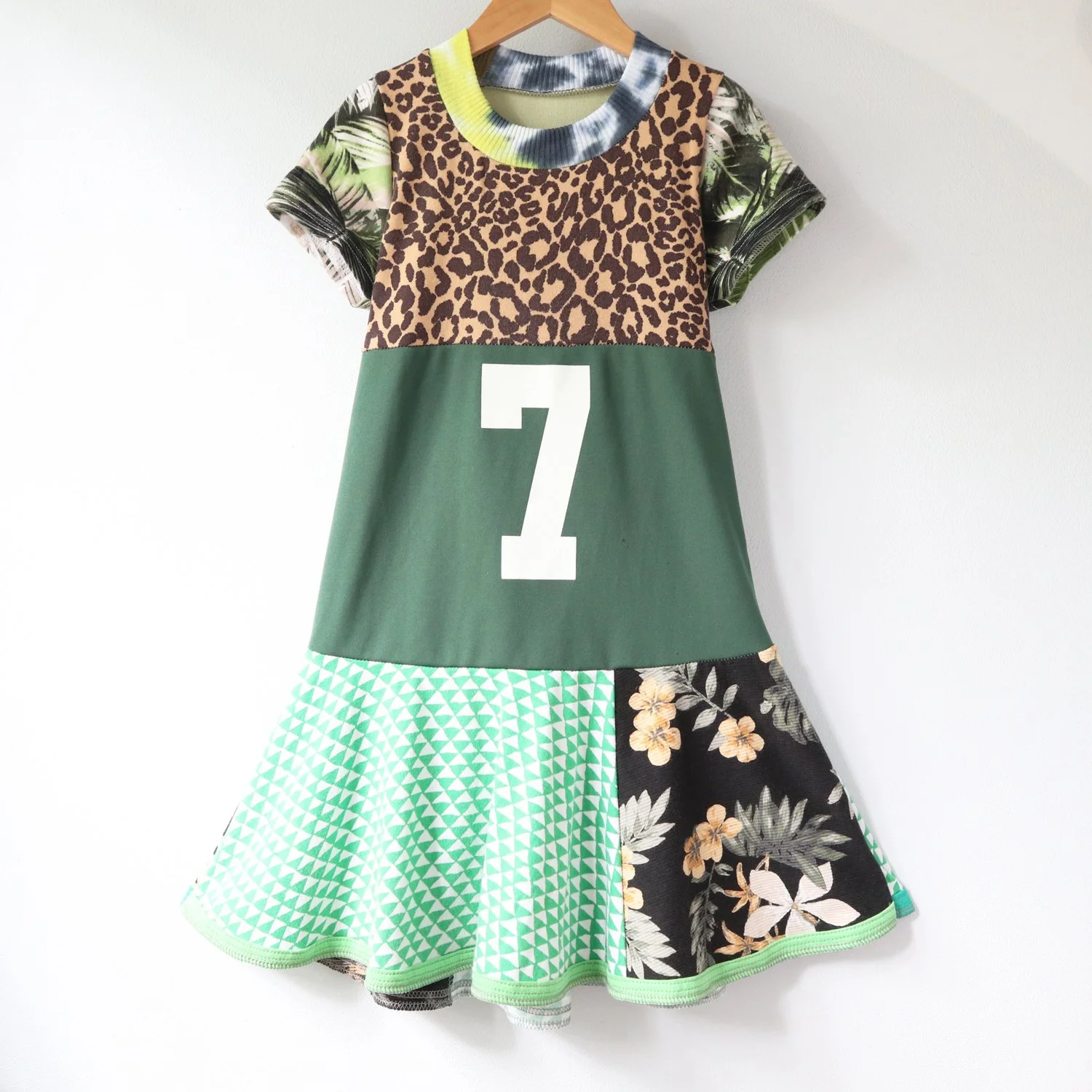 6:7 greens:7:mix:ss:twirl.jpg