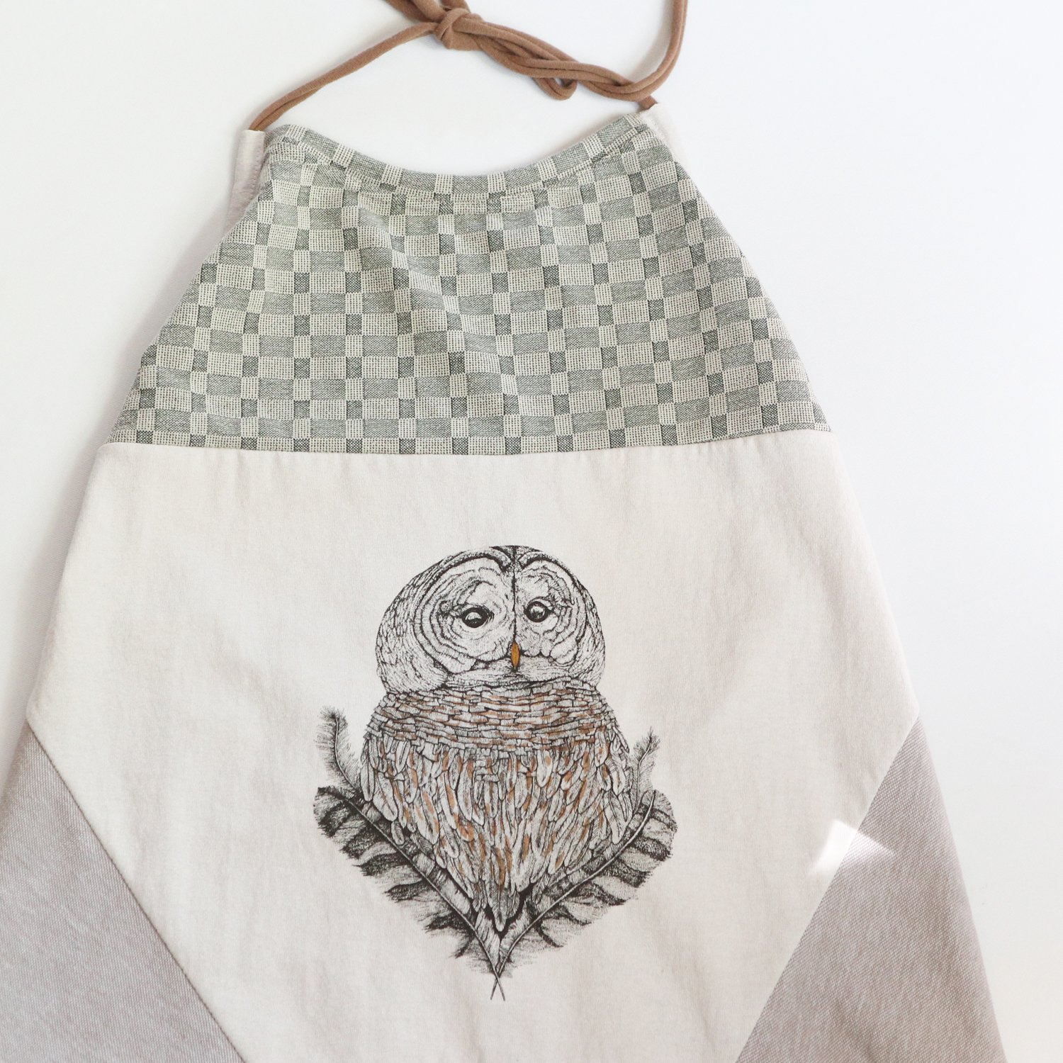 detail berrie owl feathers halter.jpg