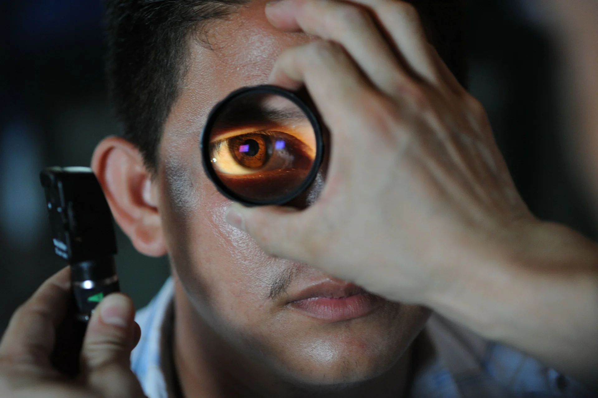 optometrist-91751_1920.jpg