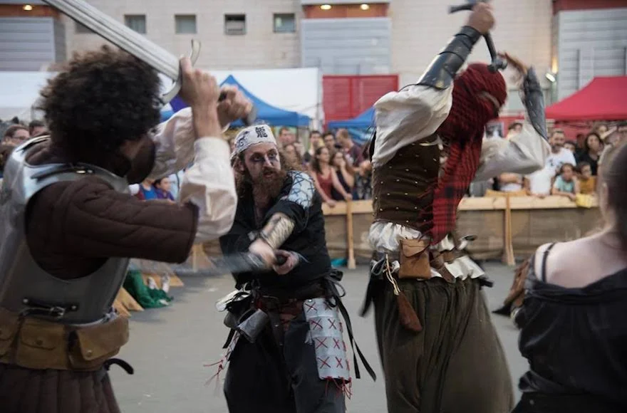 Role-playing fighters clashing at the Icon Festival in Tel Aviv, Oct. 18, 2016. (Courtesy of Icon Festival)