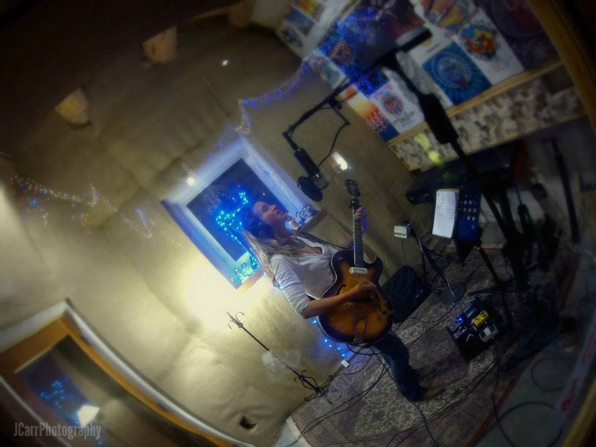 Me in Studio, John Carr photo.jpg