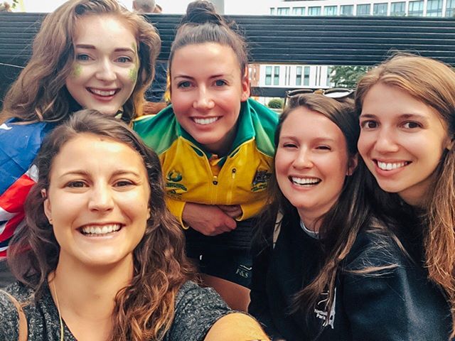 So devastated to hear one of our favourite players, @kelseybrowne_ from @magpiesnetball &amp; @aussiediamonds, has ruptured her ACL - she&rsquo;s one of the nicest people we&rsquo;ve ever met, and we&rsquo;re wishing her a quick recovery!! 💚