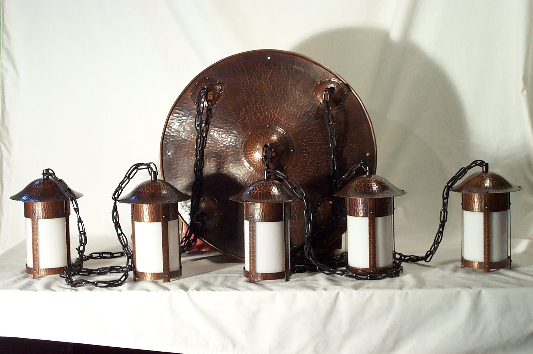 Five pendant chandelier