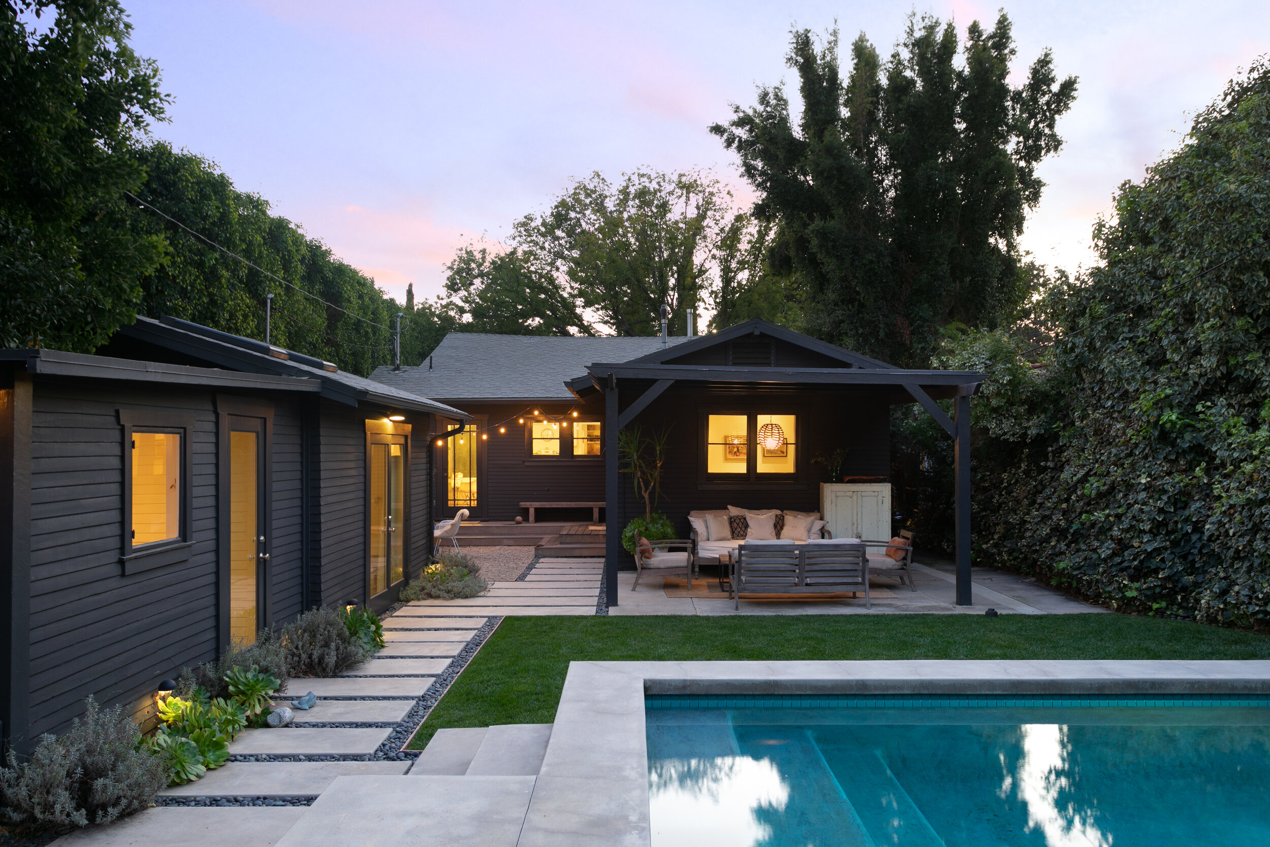 Reimagined Atwater Village Bungalow with Pool .