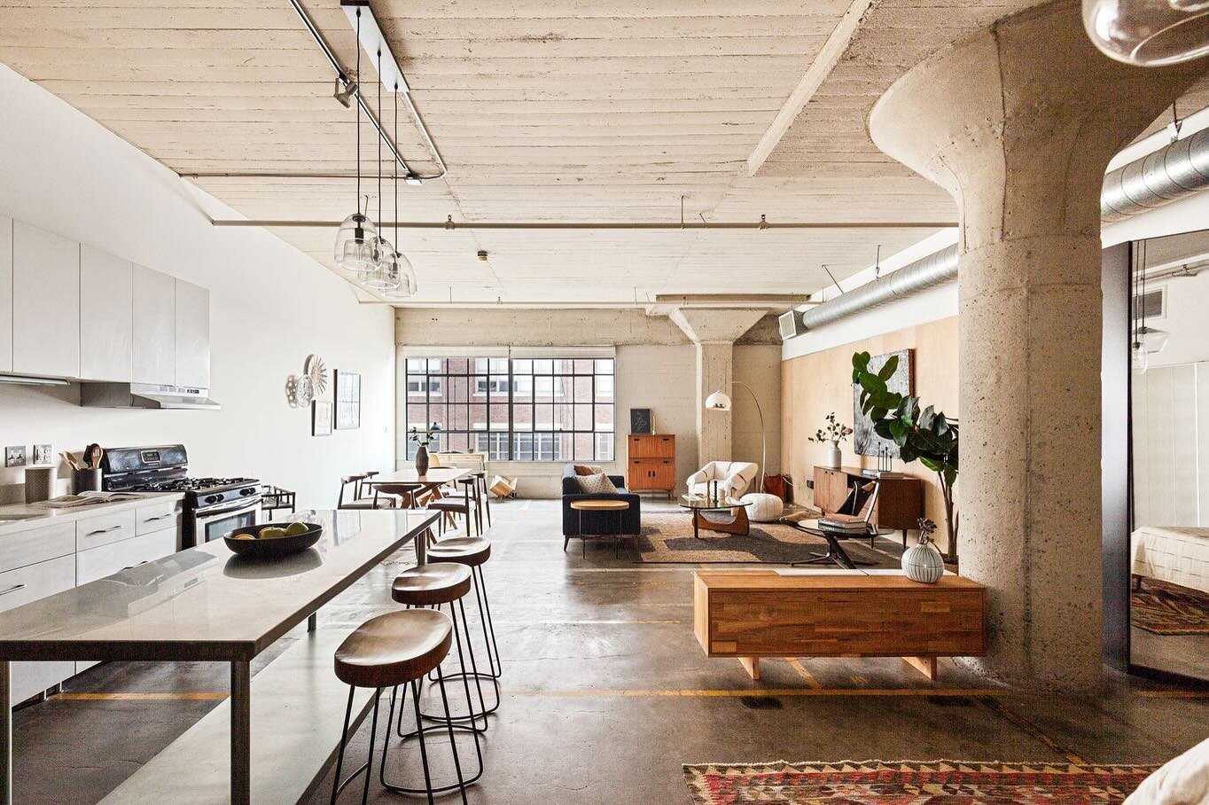 Just listed ! 🧸

Light &amp; bright live/work loft in the historic Toy Factory Lofts. Polished concrete floors, large industrial style windows that take in the city, and updated amenities for chic, modern living. In a great building with 24-hour sec