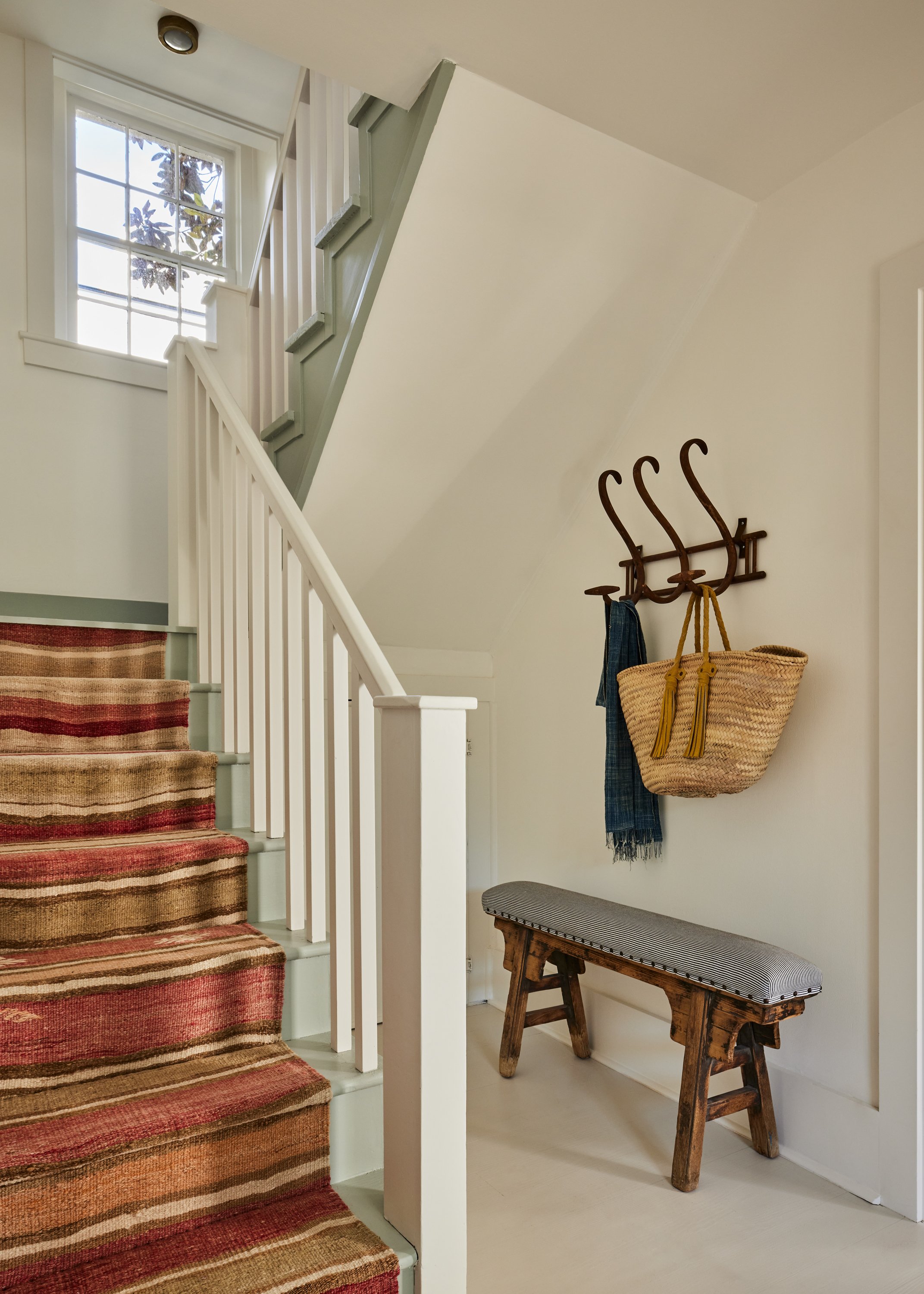 Pitt-St_Guest-House_Stairs_004_R2.jpg