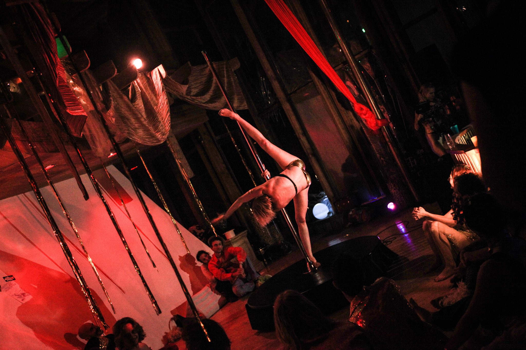 bethlayne on pole.jpg