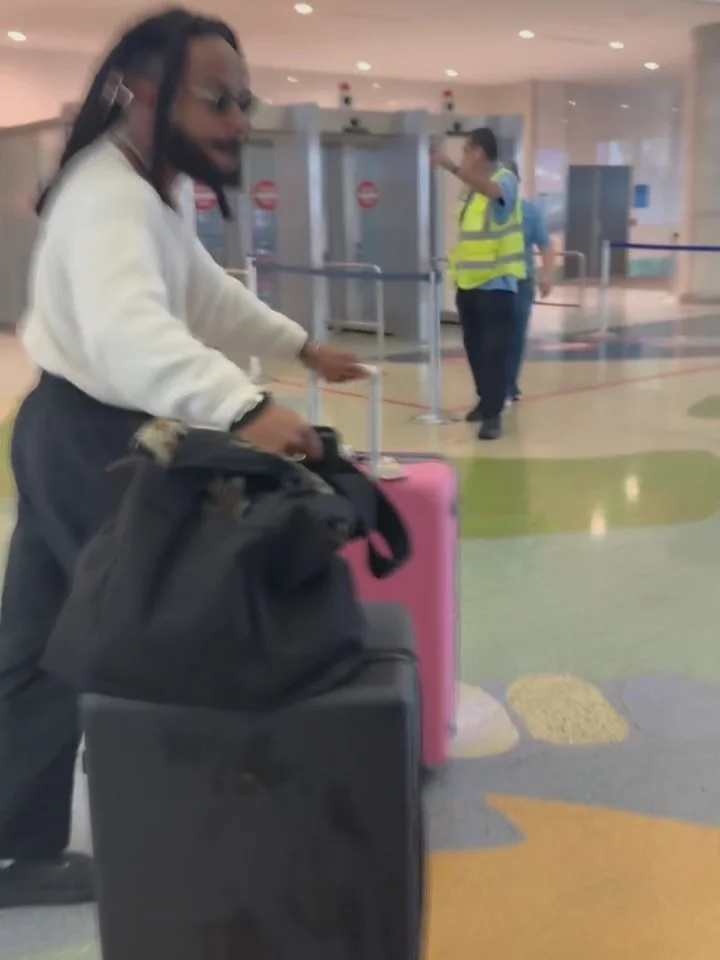 Walked through November like I was D&rsquo;LO BROWN 🚶🏾&zwj;♂️🚶🏾&zwj;♂️🚶🏾&zwj;♂️🚶🏾&zwj;♂️

#walking #marshall #dlobrown