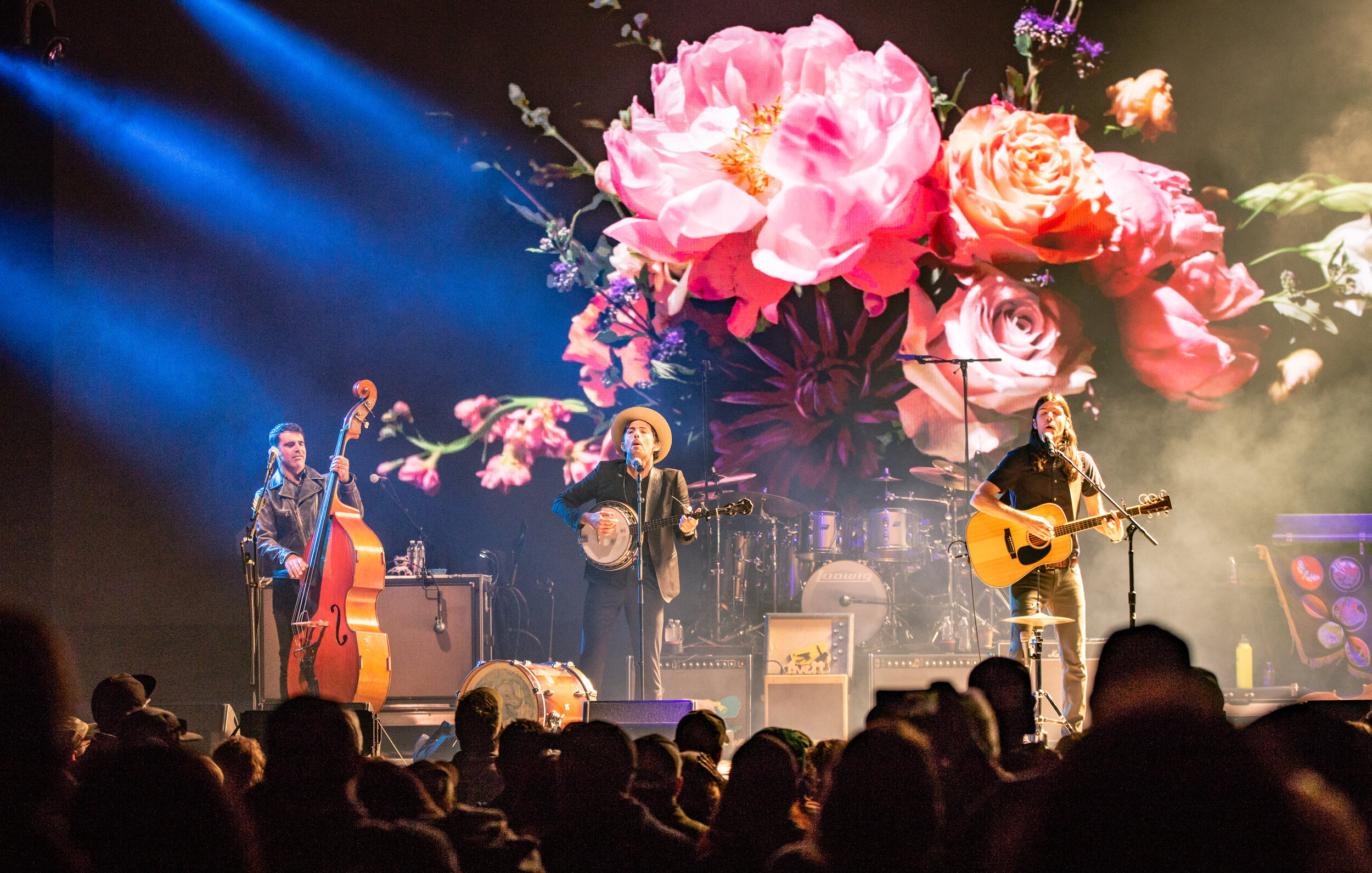 2018_BigSkyBrewing_AvettBros_TomAttwater_026.JPG