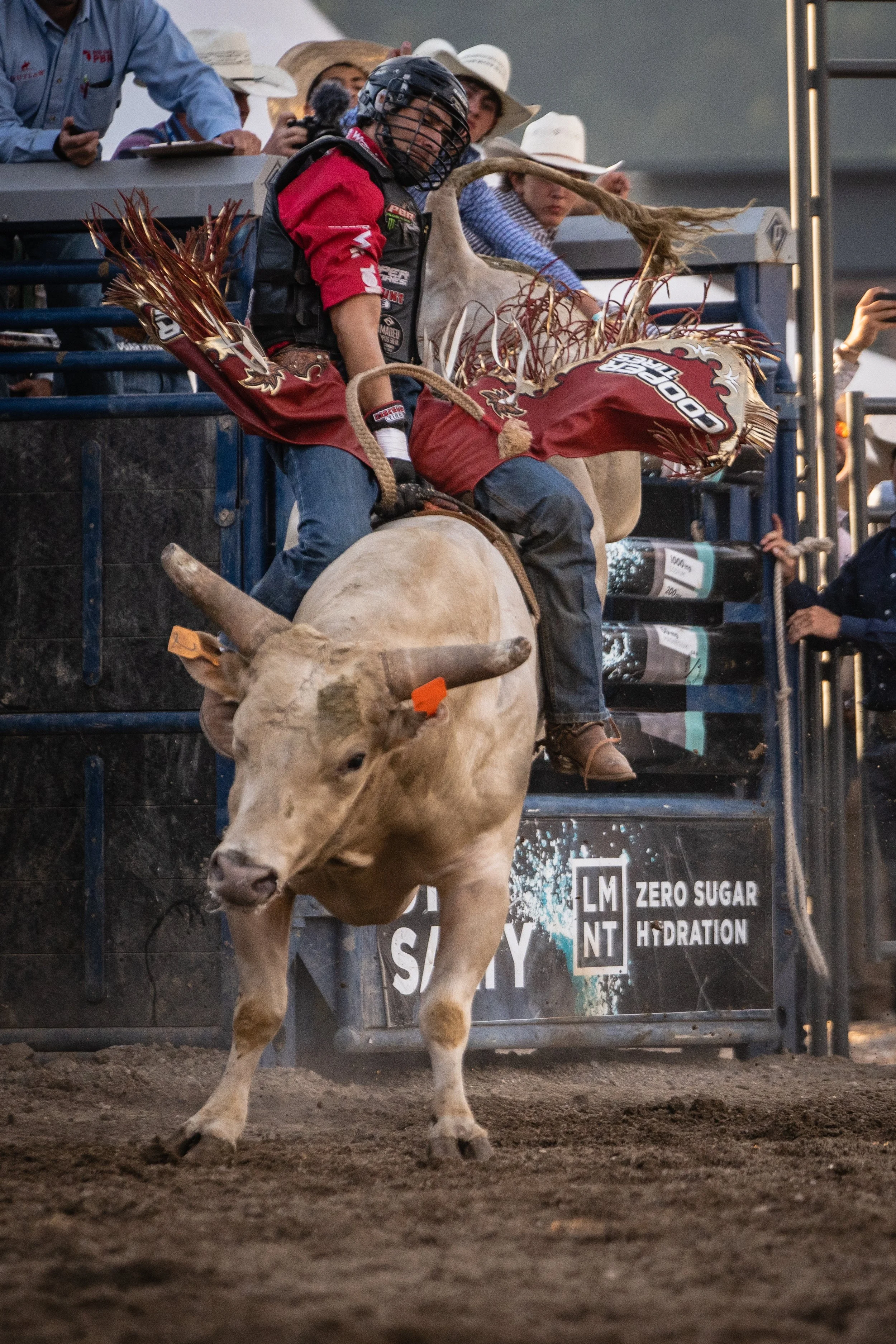 2022_07_23_Outlaw_PBRRodeo_Night2_TomAttwater-4.jpg