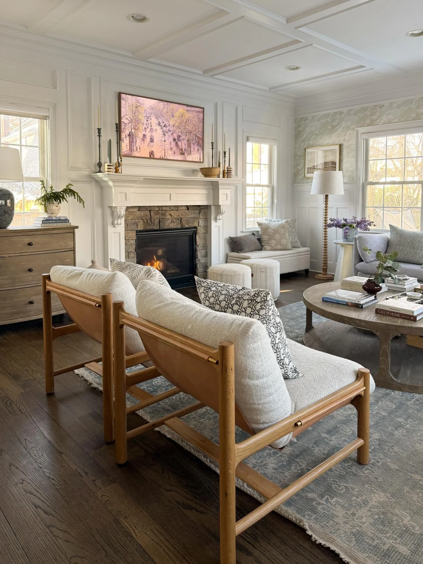 We spend 90% of our time in the living room so it needs to be comfortable and family-friendly (but still look👌🏻). 

Comment SHOP below to receive a DM with the link to this post on my LTK ⬇ https://liketk.it/5NvFZ #ltkmomlife #ltksalealert #ltkhome