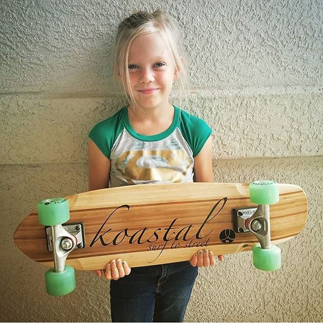 Stoked with new Koastal bamboo mini board! Thanks @tattoosandaminivan for sharing your photo with us #koastalboards #koastalskateboards #longboardgirl #skategirls #longboarding #longboards #koastal #bamboo #longboardgirls