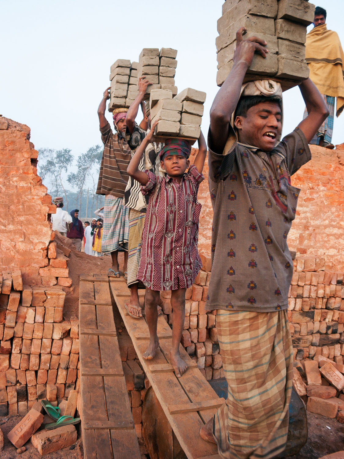 bangladesh-brick-factory-children.jpg