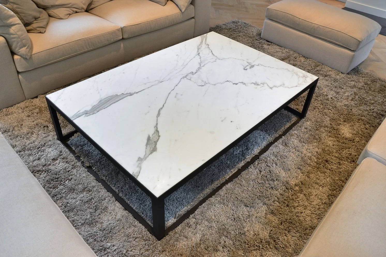Table- (00)-vignette.jpg