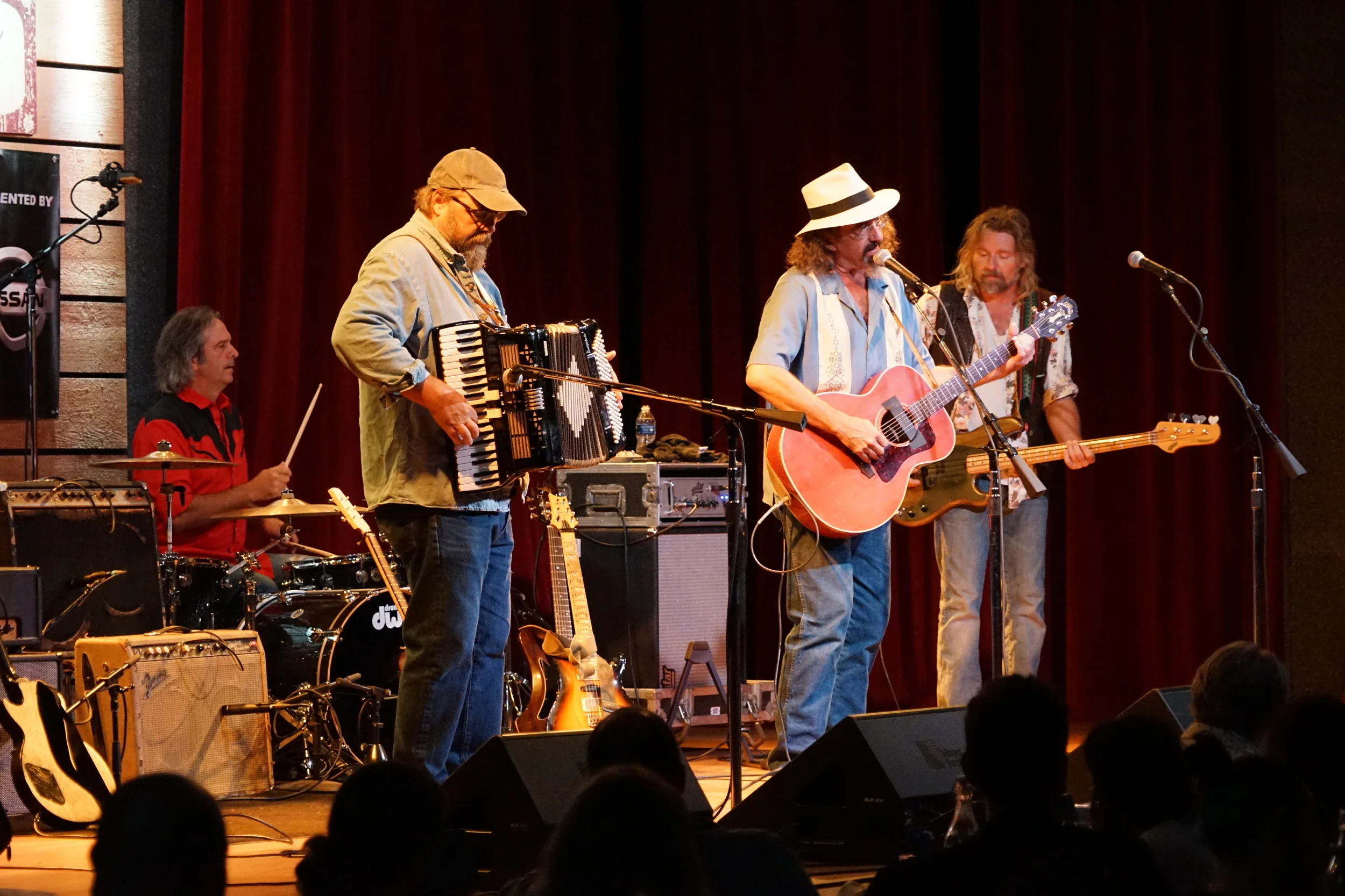 James McMurtry full band.JPG