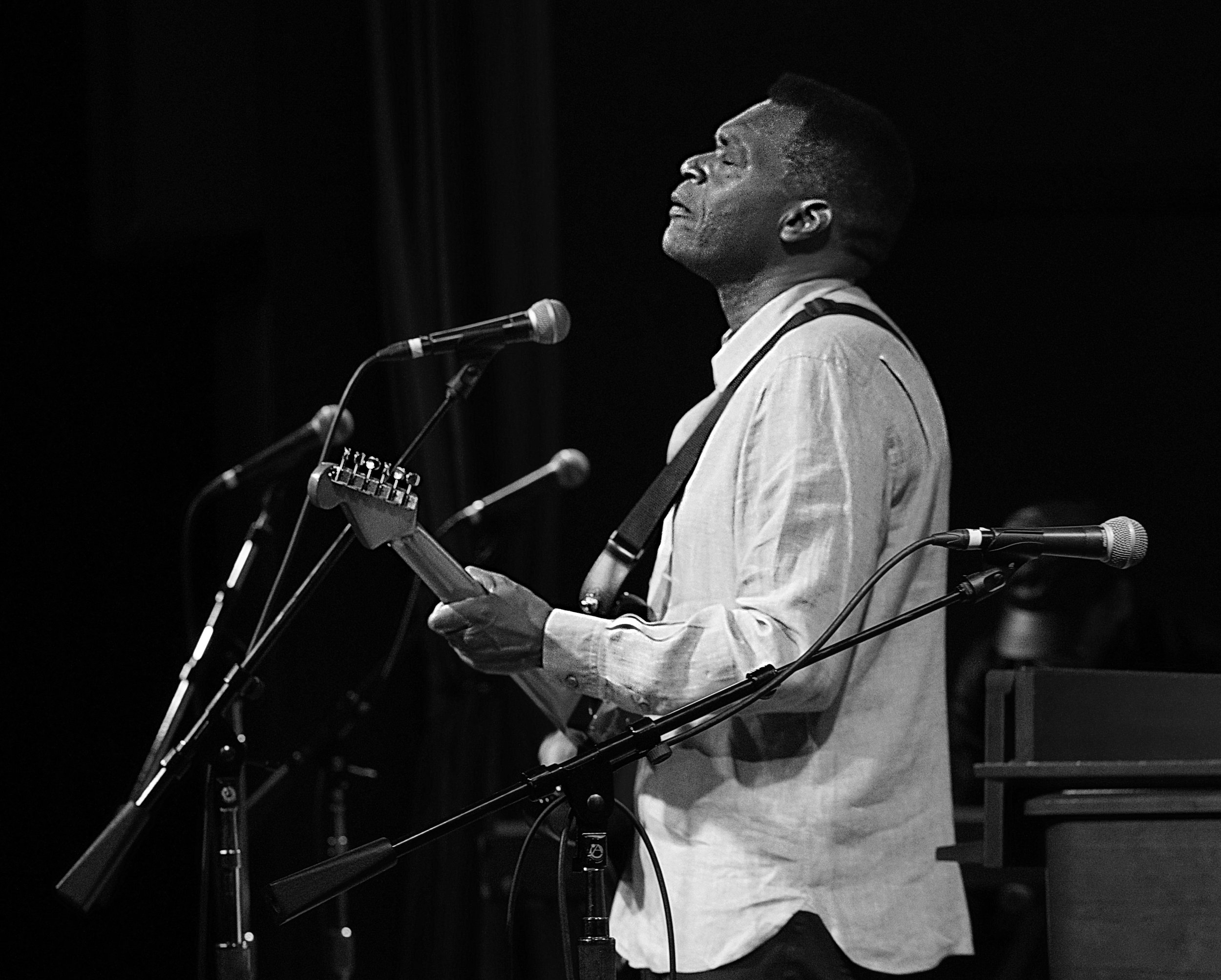 Robert Cray and Hi Rhythm by Thomas Liddell City Winery (14).JPG