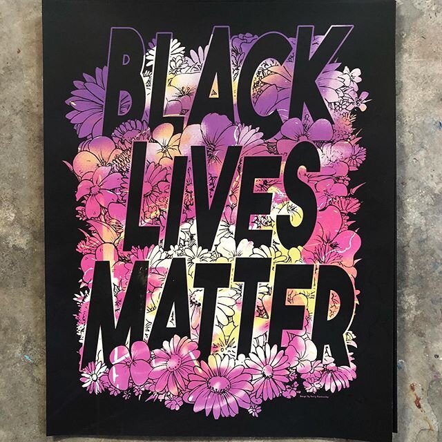 Screen Printed some BLM test prints. Put a few in my store. Proceeds will go toward a community art space for kids in Minneapolis called JXTA.  #testprinttuesday 
#screenprint #protest #blmprotest #protestart