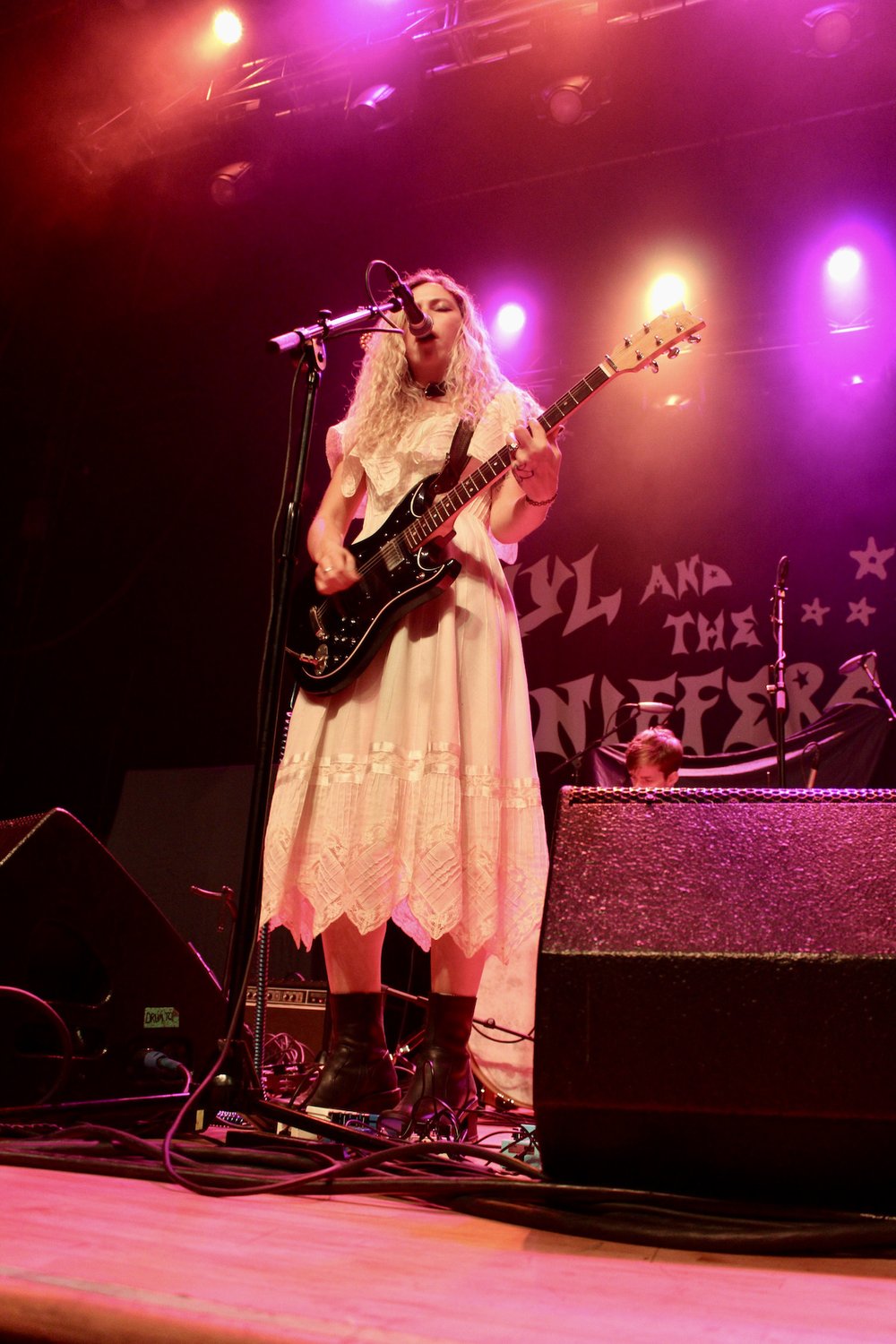  Zilched ( @zilchedmusic ) opening for Amyl and the Sniffers at The Majestic Theatre in Detroit, Michigan on September 27th, 2022.  