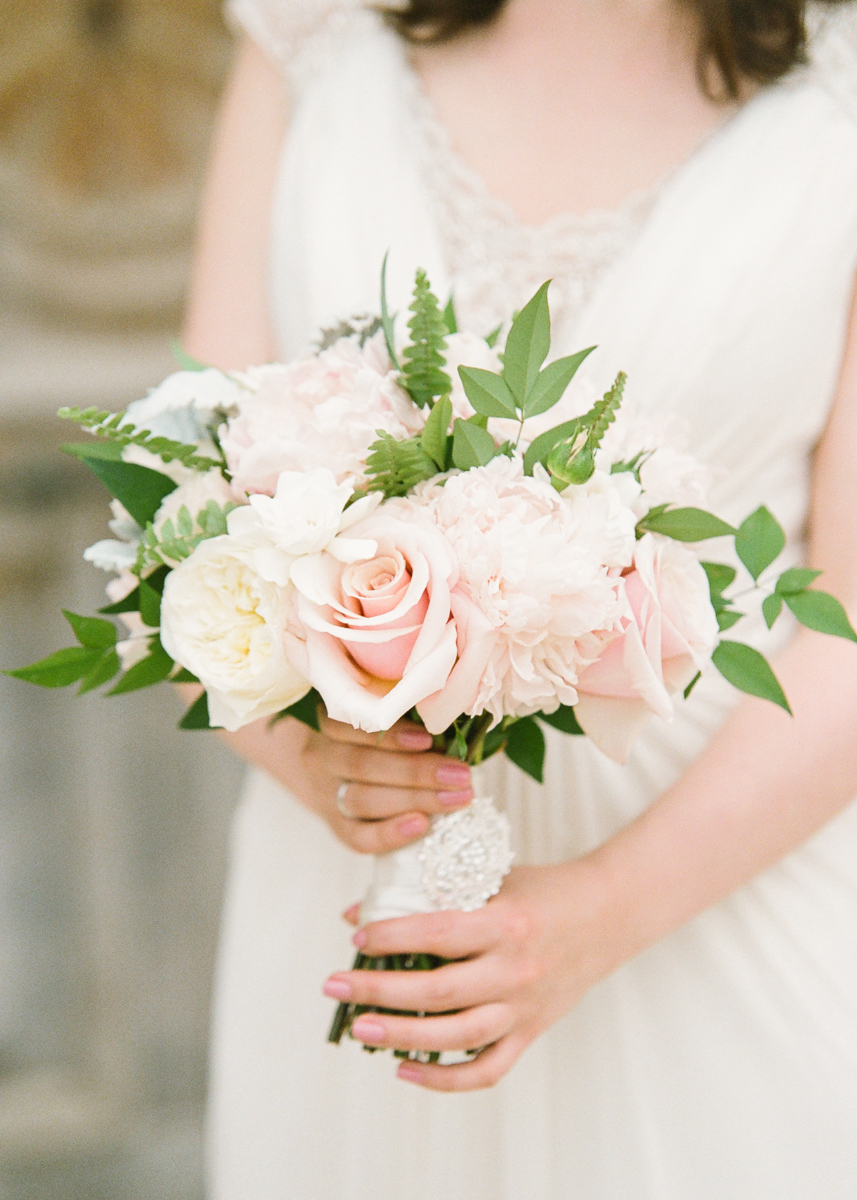 Photography by Dmitry Rogozhin | Cody Floral Design | Wedding at Sunstone Vineyards