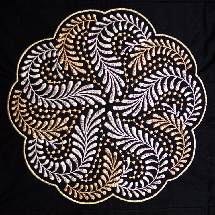 Machine embroidery using 40wt metallic thread, Spotlite™