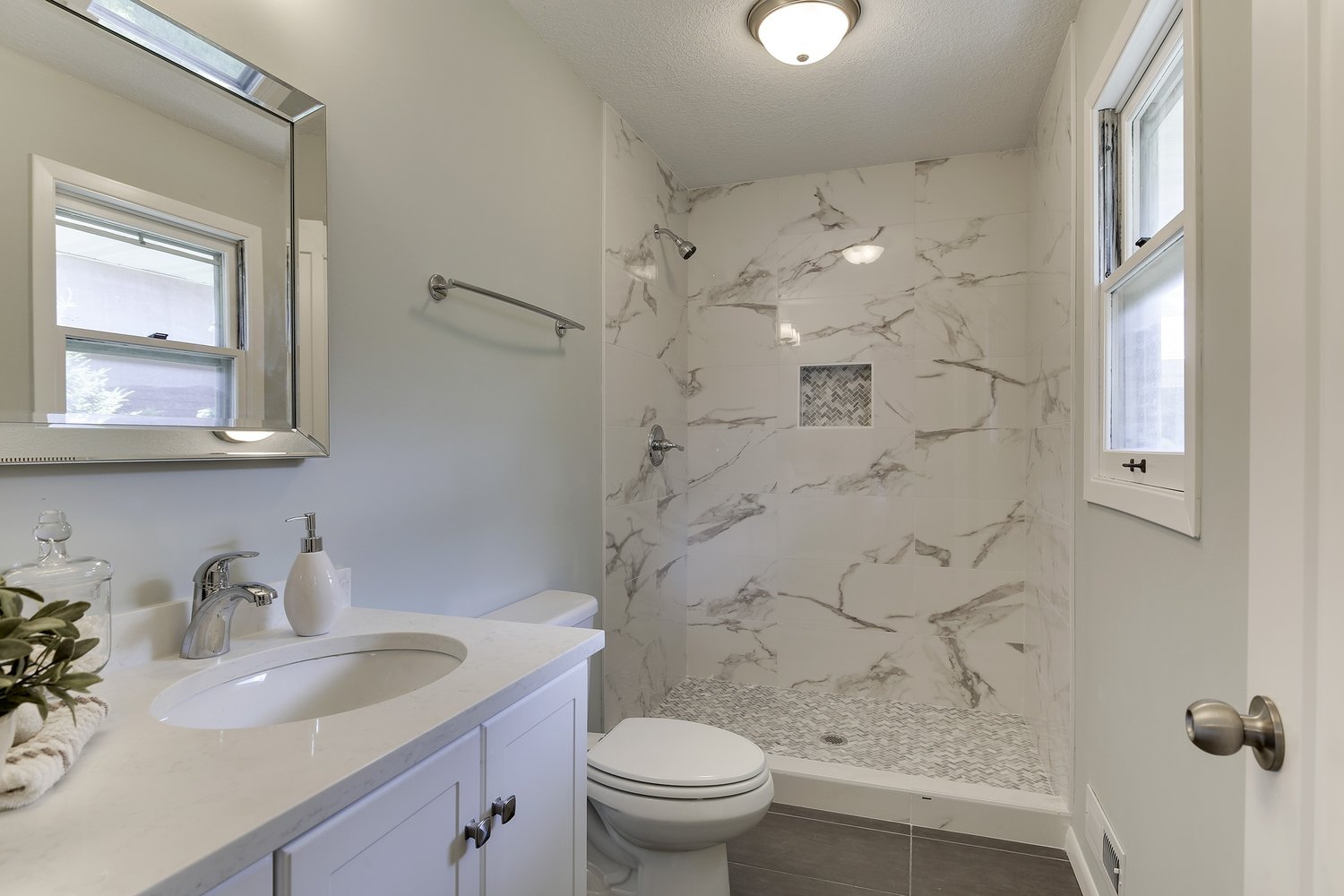 How to Create a Luxury Bathroom on a Budget?