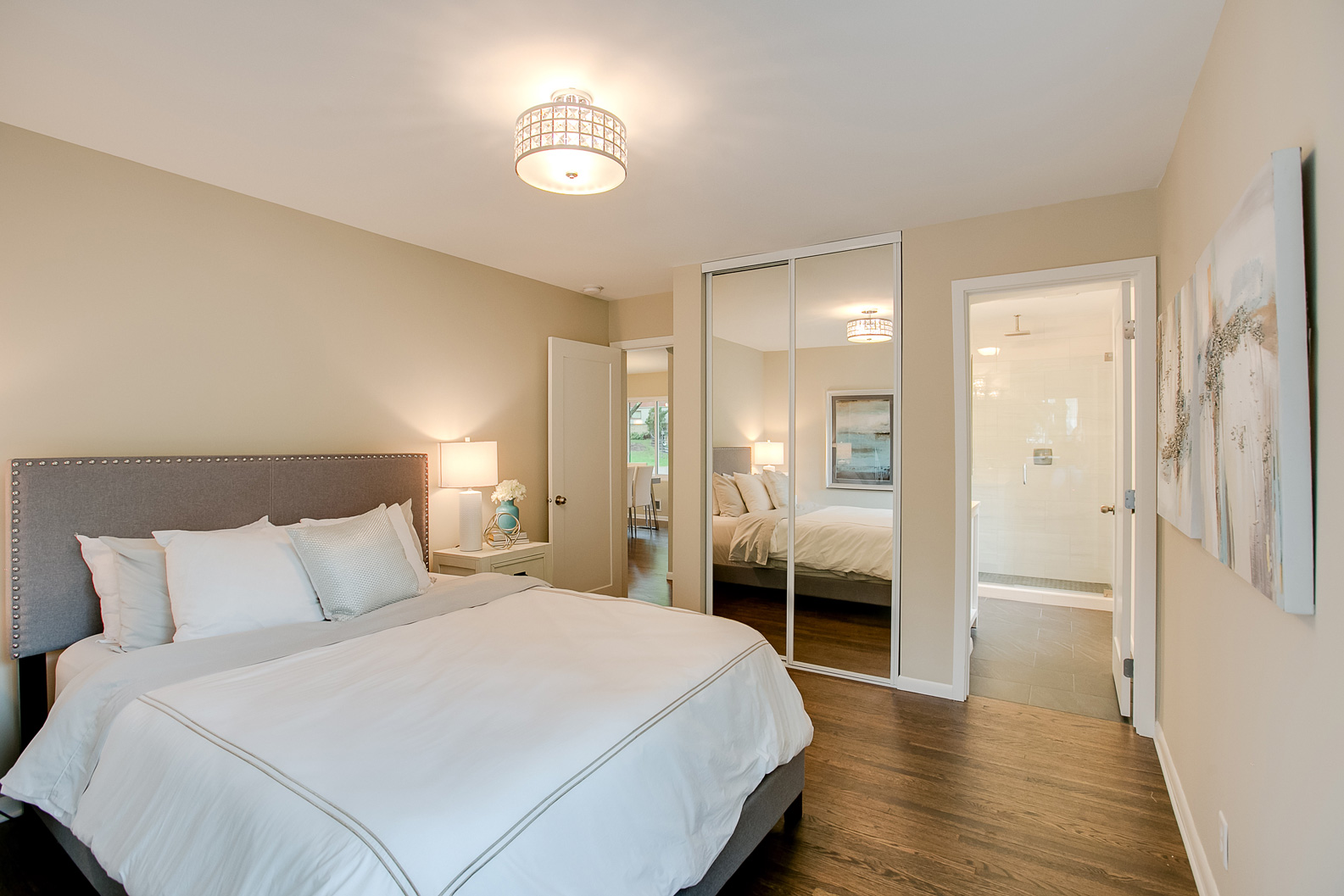 2913-Hilldale-Ave-NE_027.jpg