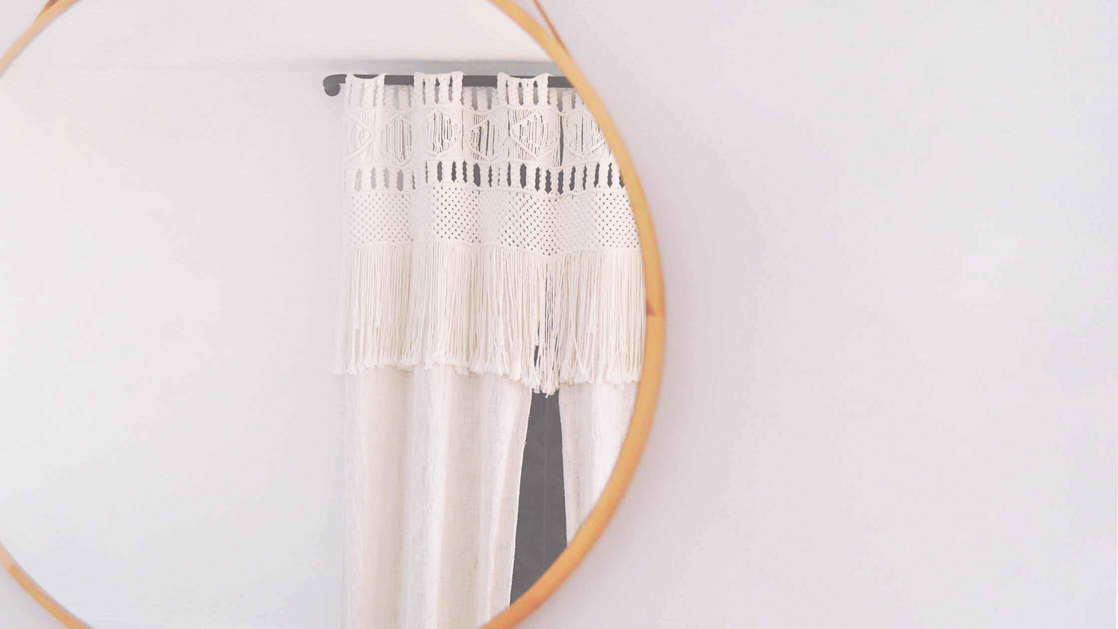 10 Of The Best sites To Find Mirrors For Your Home Online — TruBuild