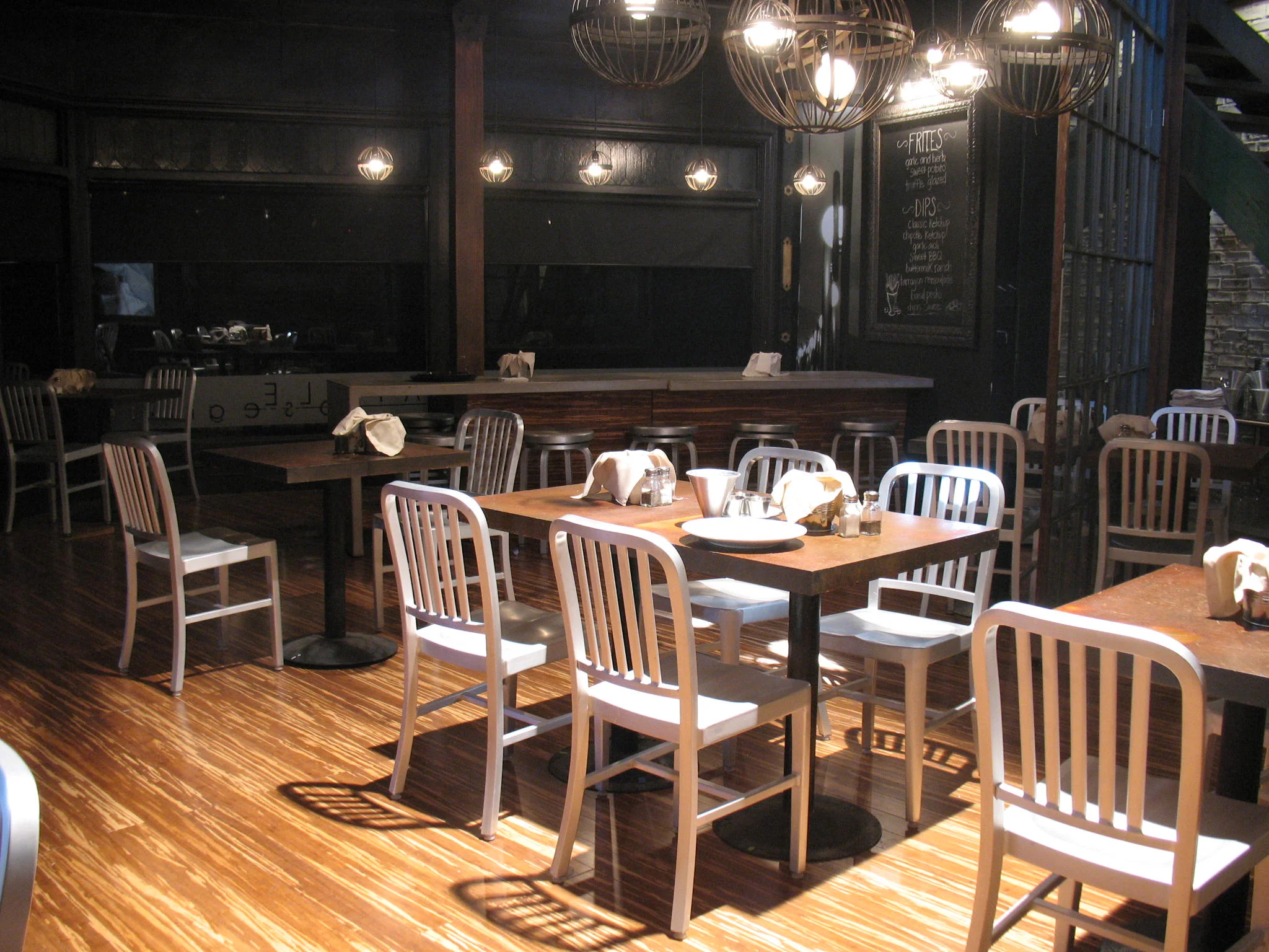 Ext Street Ep 112 029.jpg