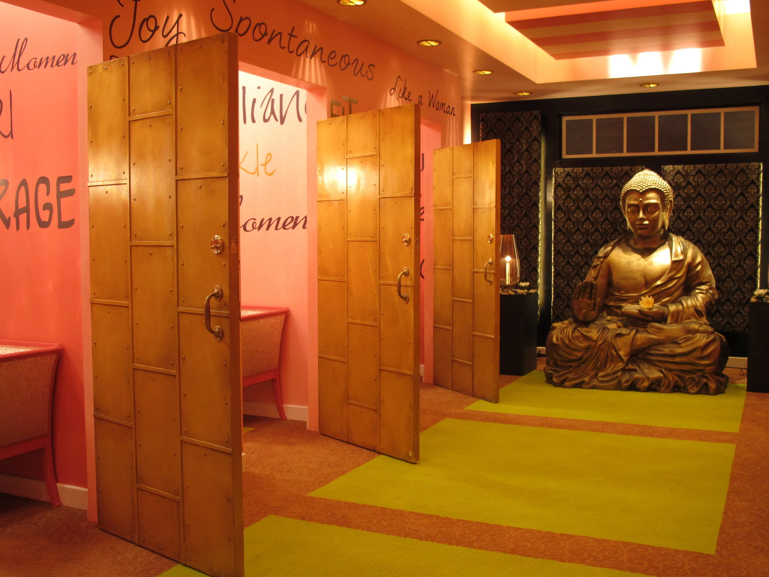 Dressing Room 007.jpg