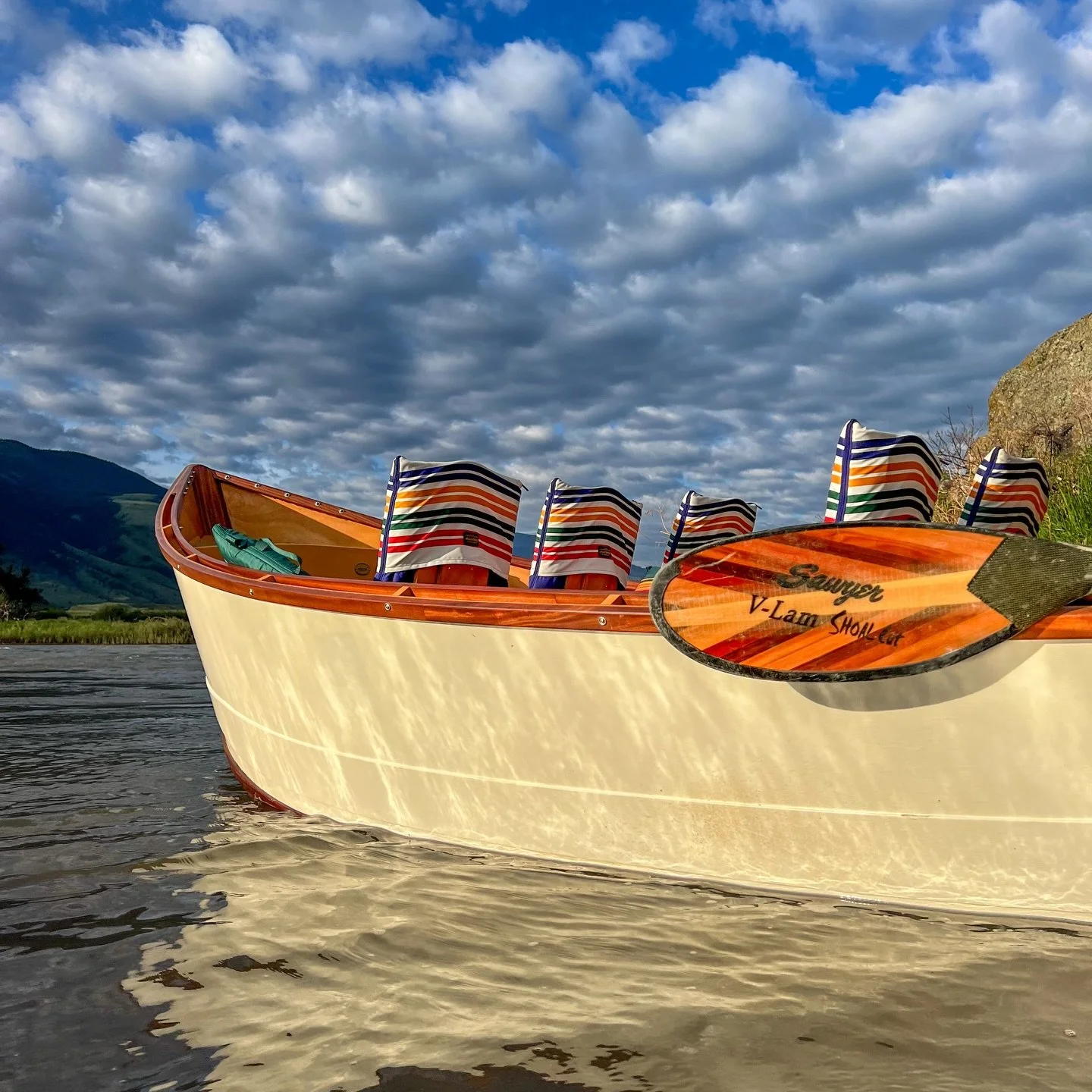 Your chariot awaits.

Come spend a few hours off the road and on the river with Montana Classic Boat Tours. 

Spring is here, and summer evenings aren&rsquo;t far behind. 

#montanaclassicboattours #yellowstoneriver #livingstonmontana #visitmontana #