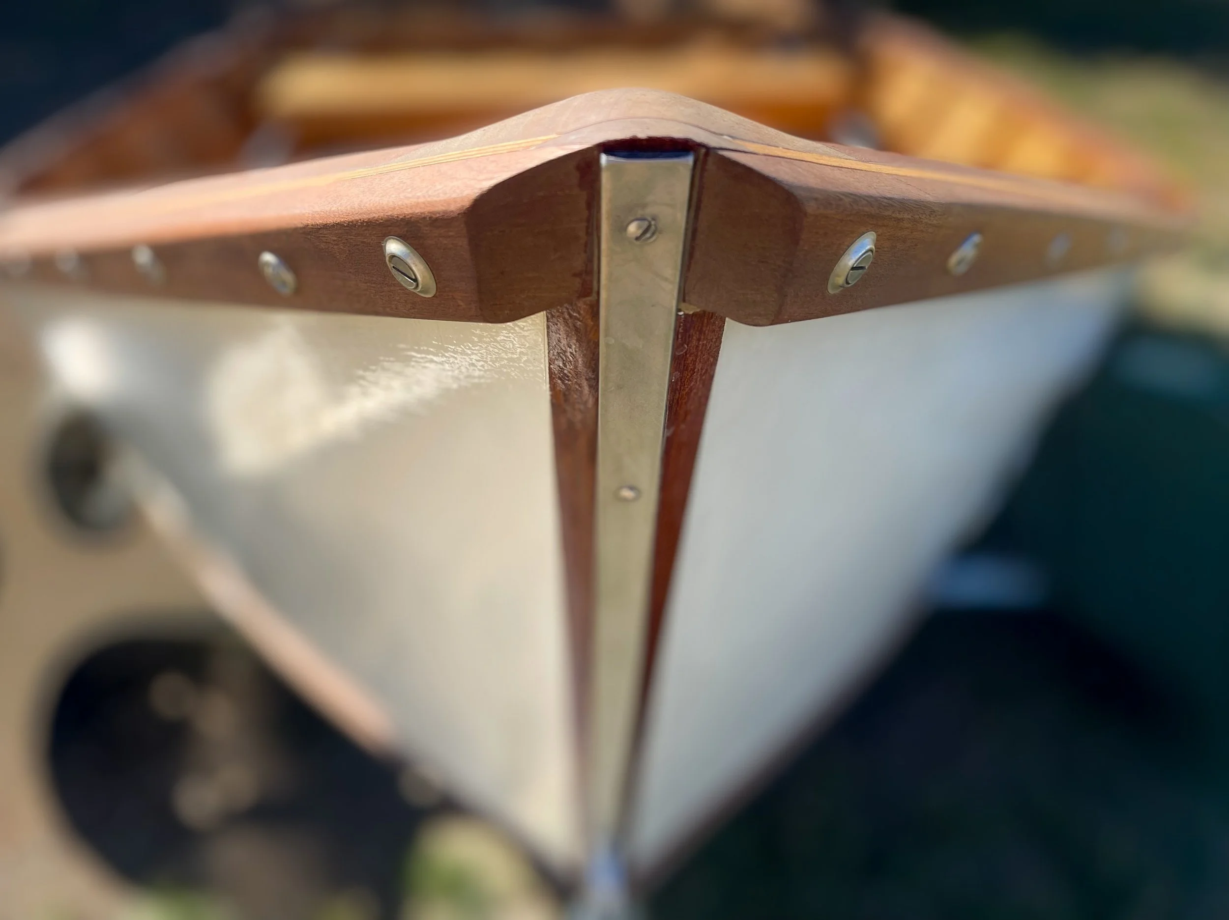Wood on water. The Cygnet&rsquo;s bow doesn&rsquo;t make much noise, and that&rsquo;s the point. Montana Classic Boat Tours

#MontanaClassicBoatTours 
#YellowstoneRiver 
#WoodOnWater 
#LivingstonMT 
#VisitMontana