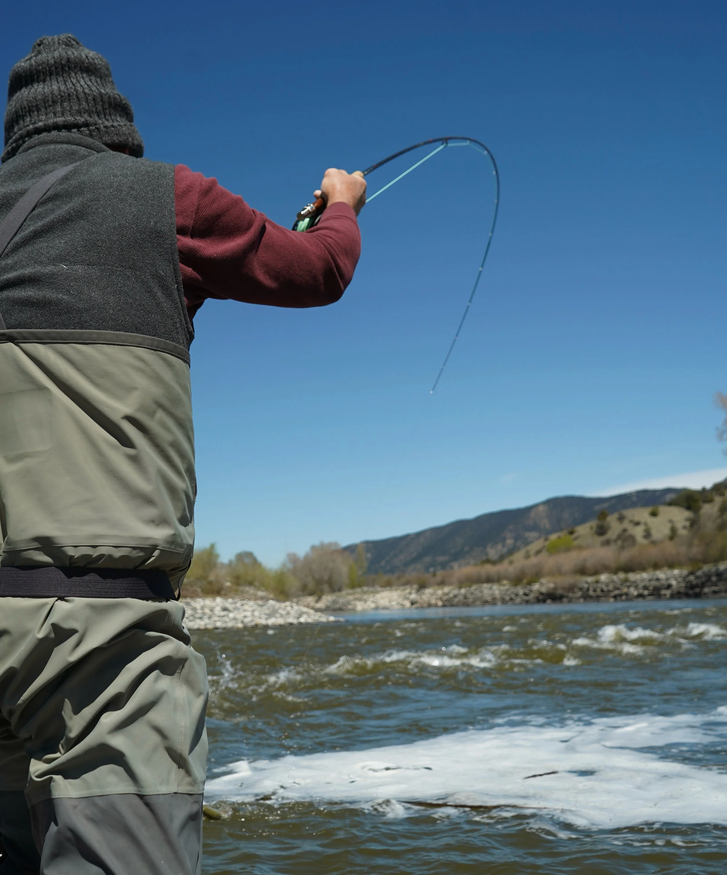 Trust the swirl. 

Client is using the Force with the Jedi rig, spotting tiny midge eats that are invisible in the foam. Foam is home on the Yellowstone.

#yellowstoneriver #flyfishing #trout #midgefishing #foamishome backeddy