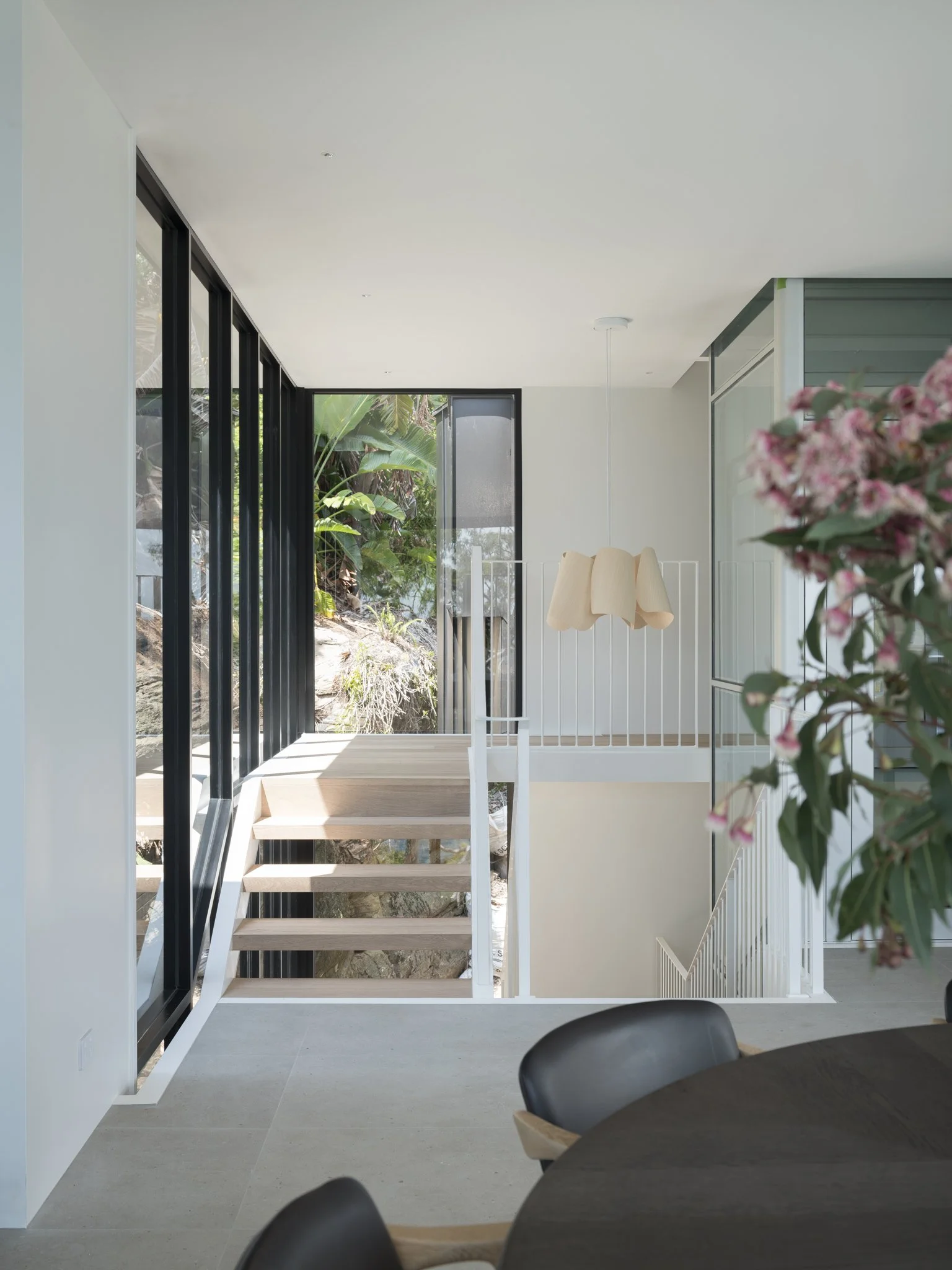 Pacific Tree House, Palm Beach | SJS Interior Design
