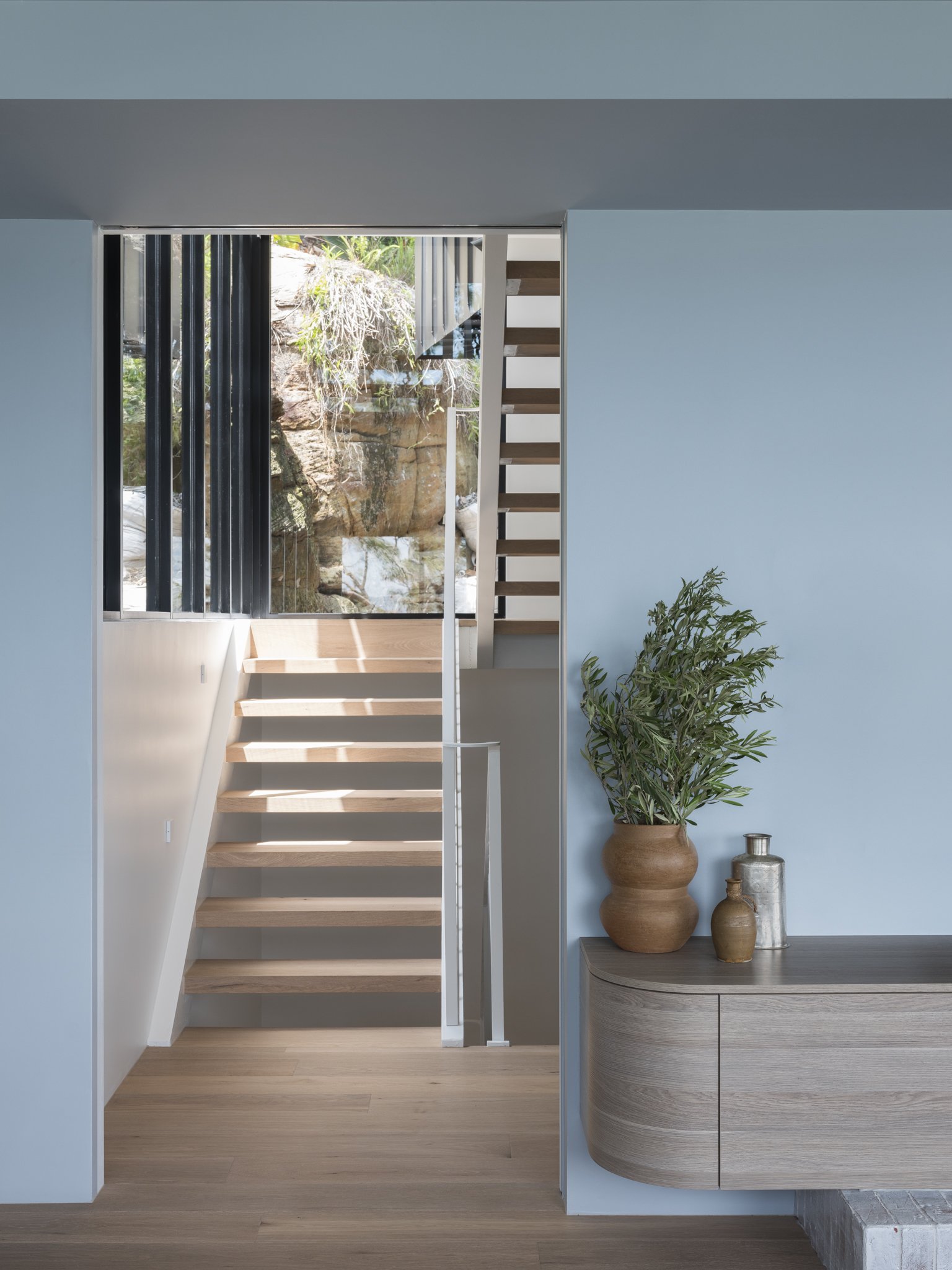 Pacific Tree House, Palm Beach | SJS Interior Design