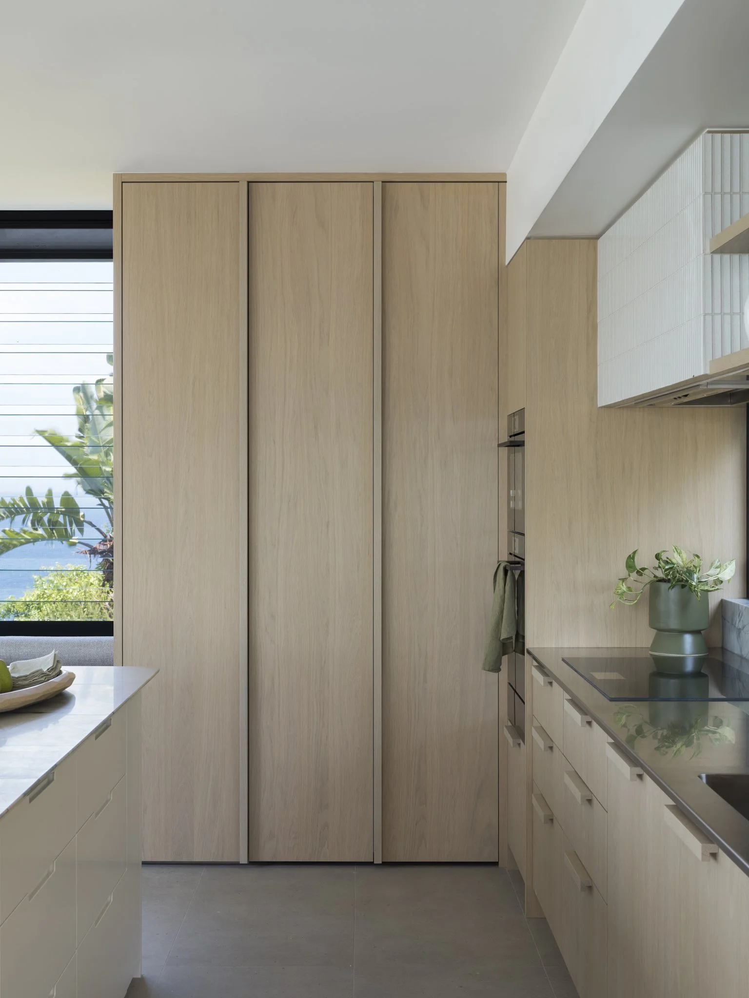 Pacific Tree House, Palm Beach | SJS Interior Design