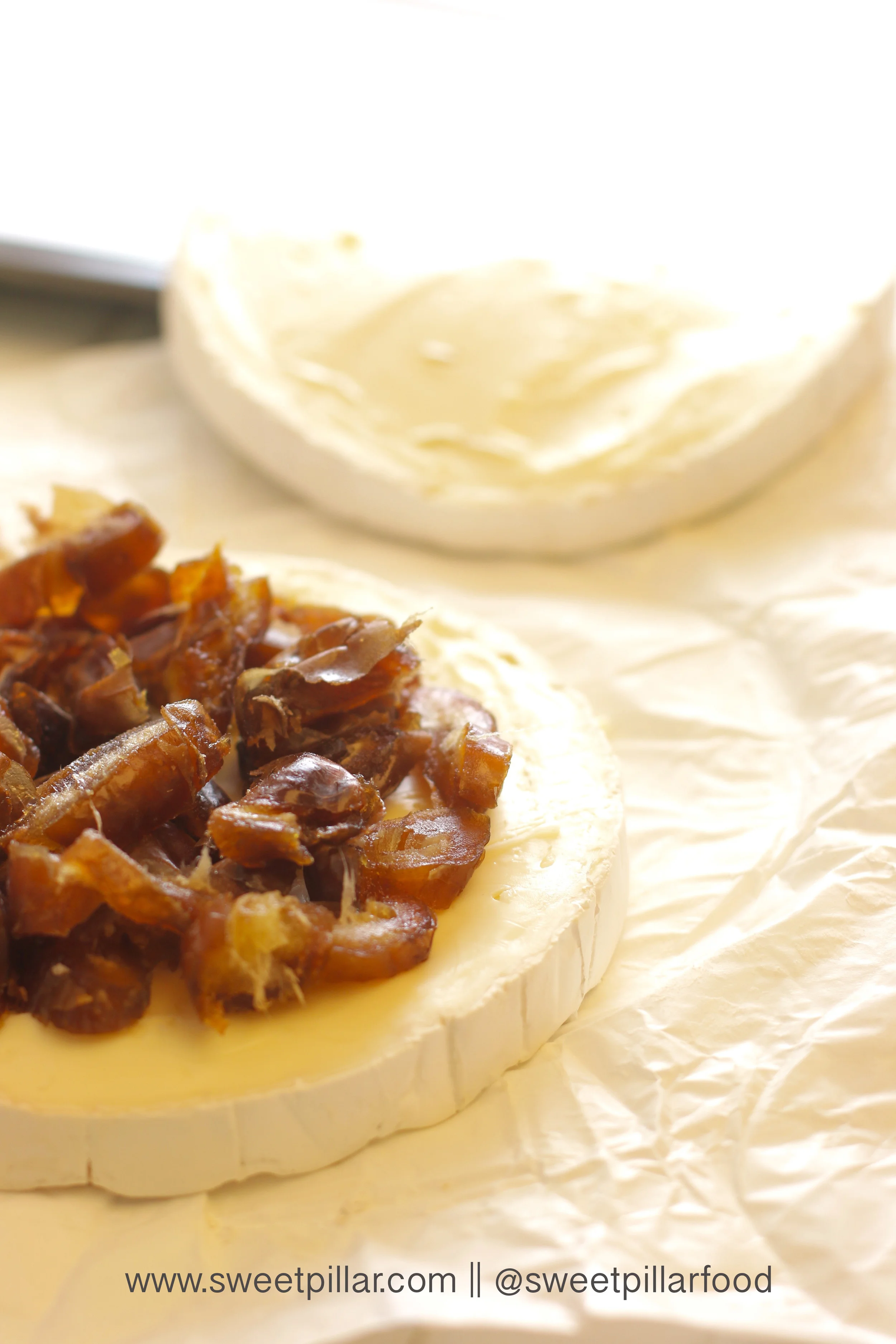 Feel free to top it with any other fruit or jam