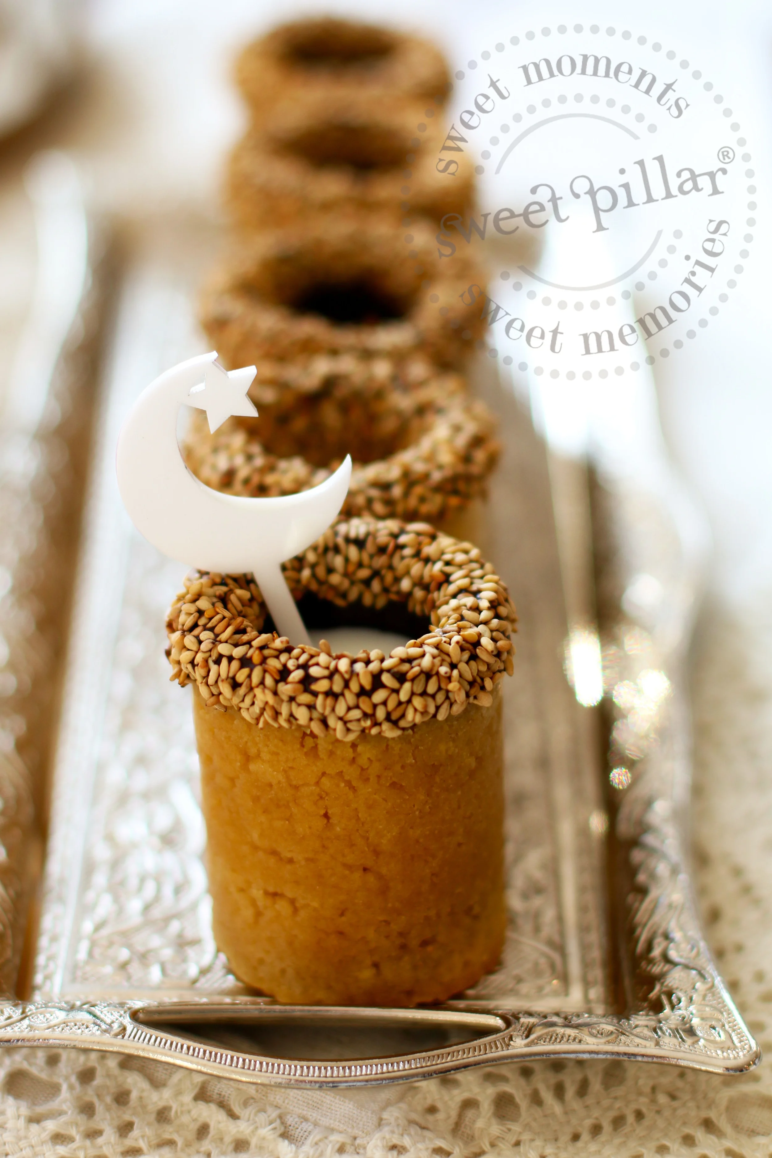 Www.moderneid.com provided these adorable crescent and star picks that worked perfect with the shot glass cookie