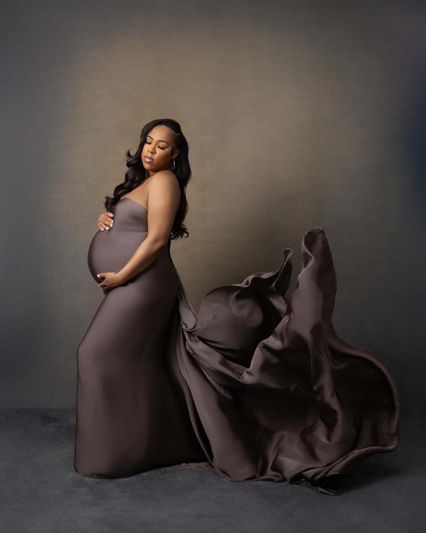 &ldquo;The funny thing about pregnancy is that you are not just creating a child, you are also creating a mother.&rdquo; *
*
*
*
*
*
* * * * #floridaphotography #floridaphotographer #maternityfloridaphotography #supportfloridalocal #tampaphotographer