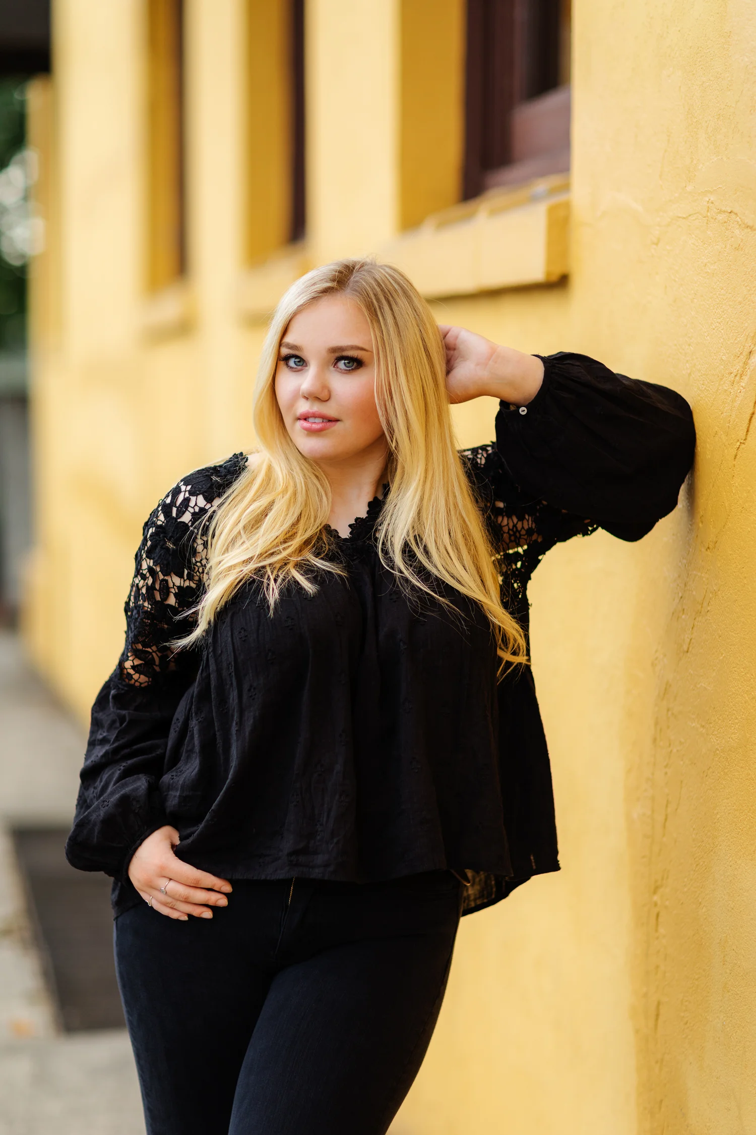 ariella-noelle-photography-seattle-area-senior-portraits-east-side-catholic-high-school-pictures-8.jpg