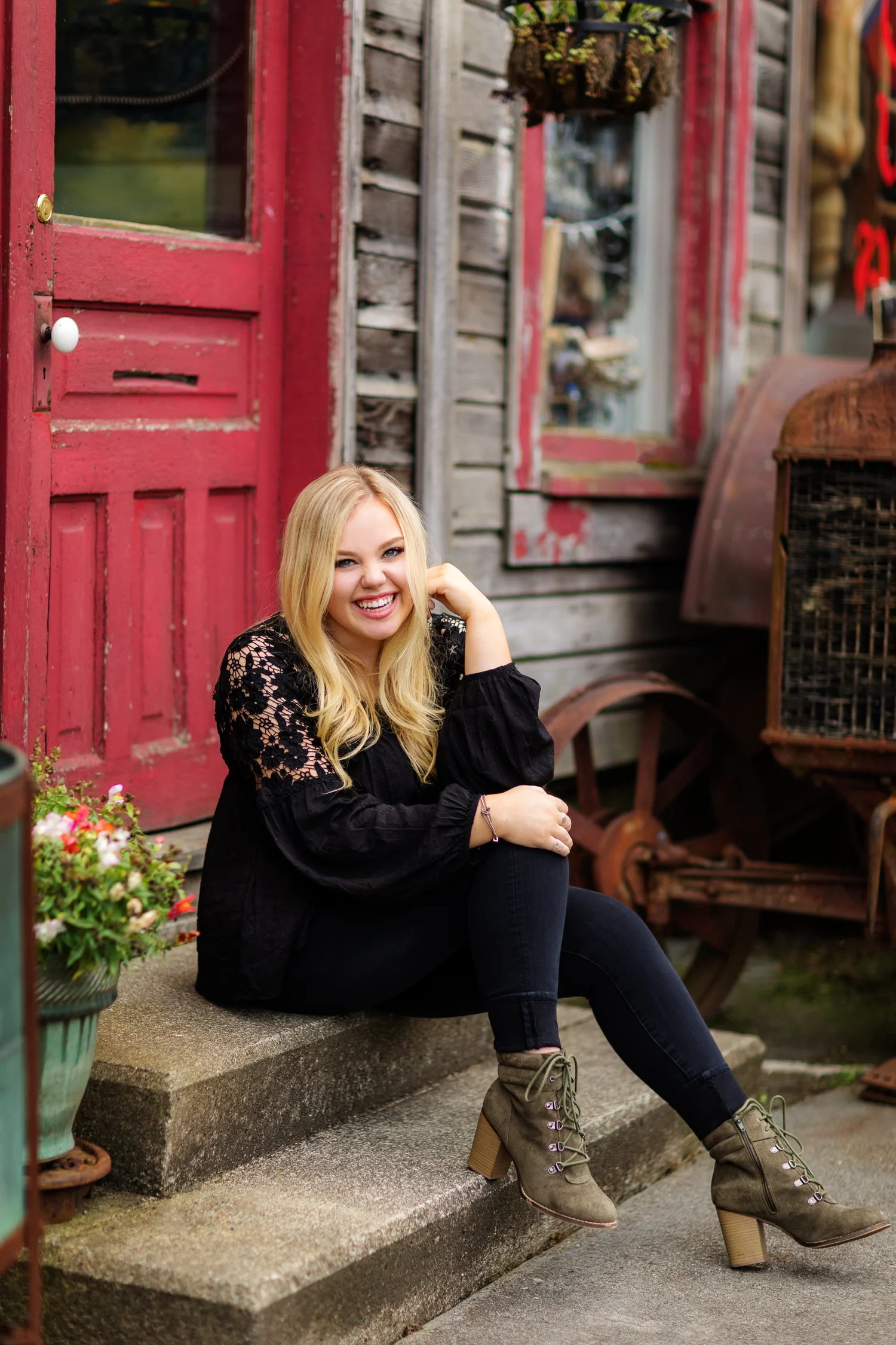 ariella-noelle-photography-seattle-area-senior-portraits-east-side-catholic-high-school-pictures-20.jpg
