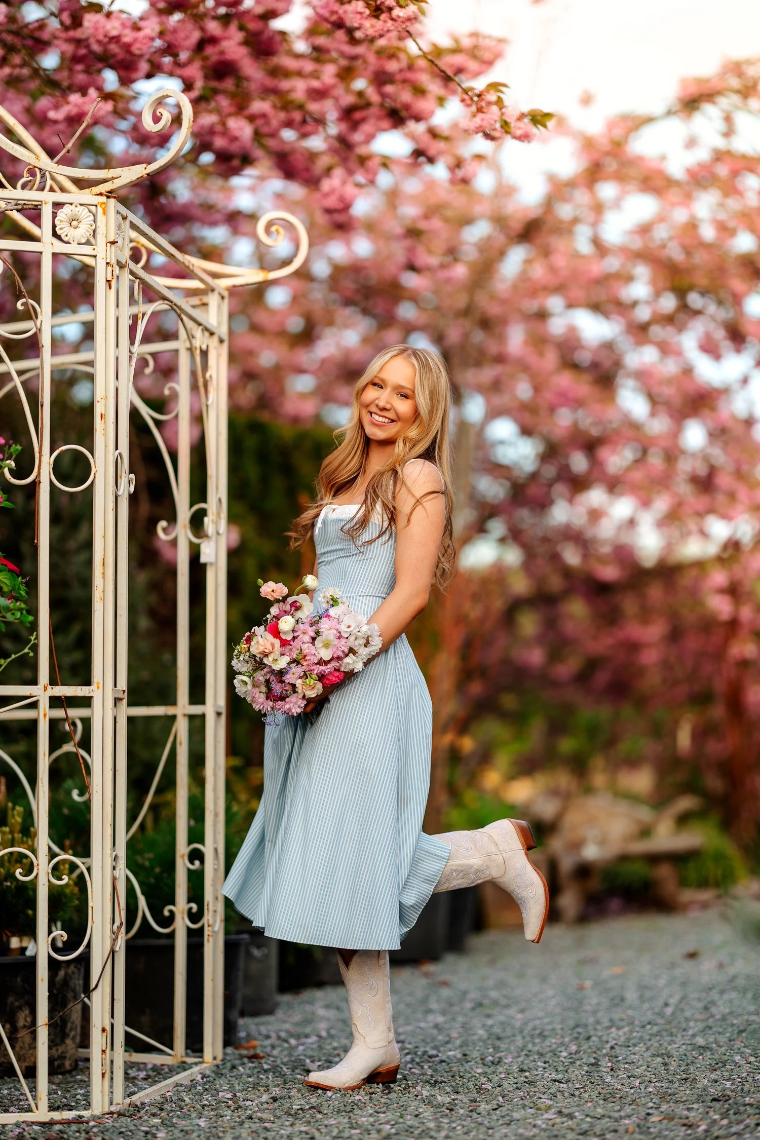 ariella-noelle-photography-seattle-area-senior-portraits-770.jpg