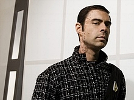 Rodrigo DeMedeiros as Councilor Hadik - Trill